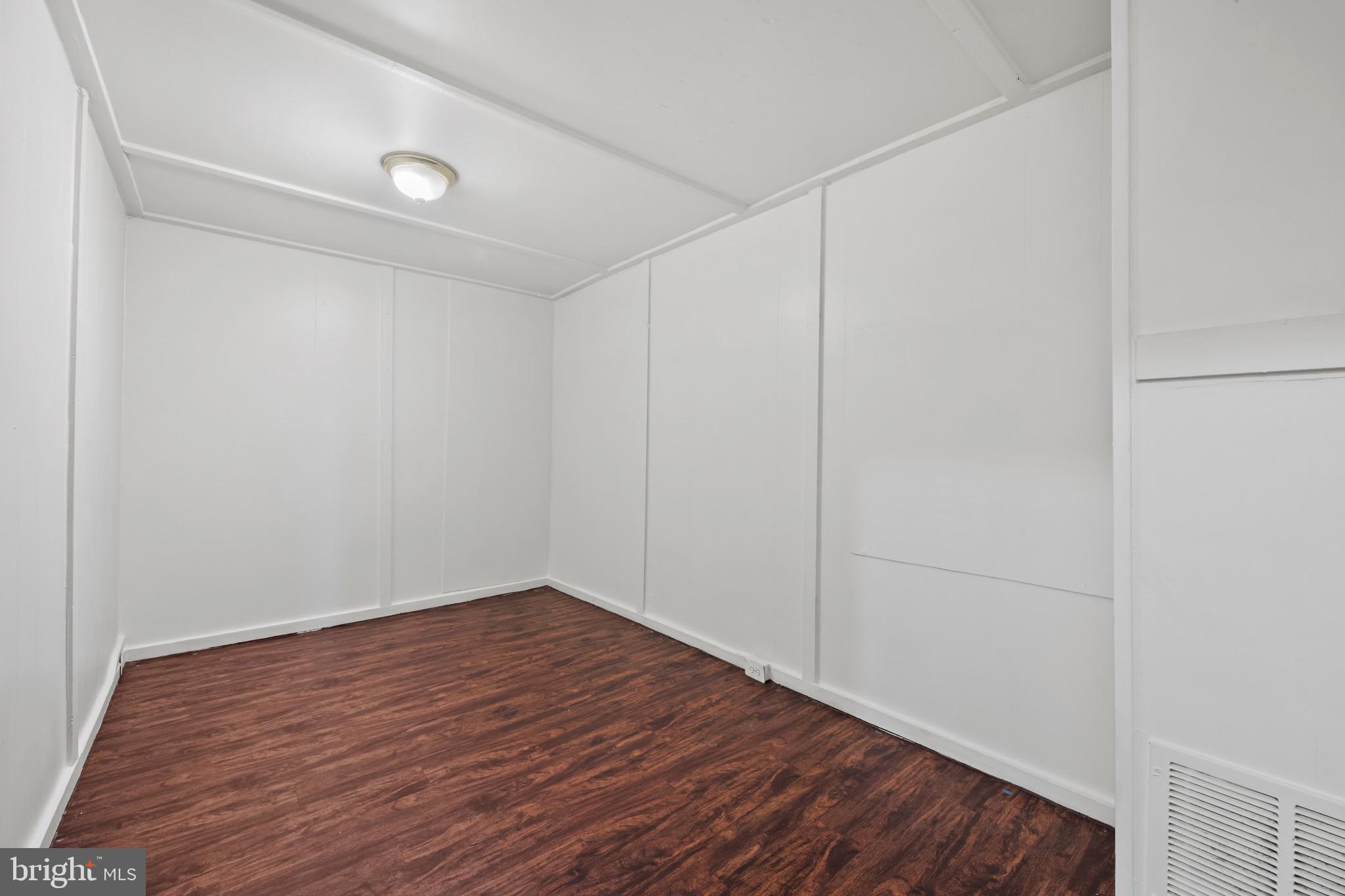 MCELDERRY PARK - Residential