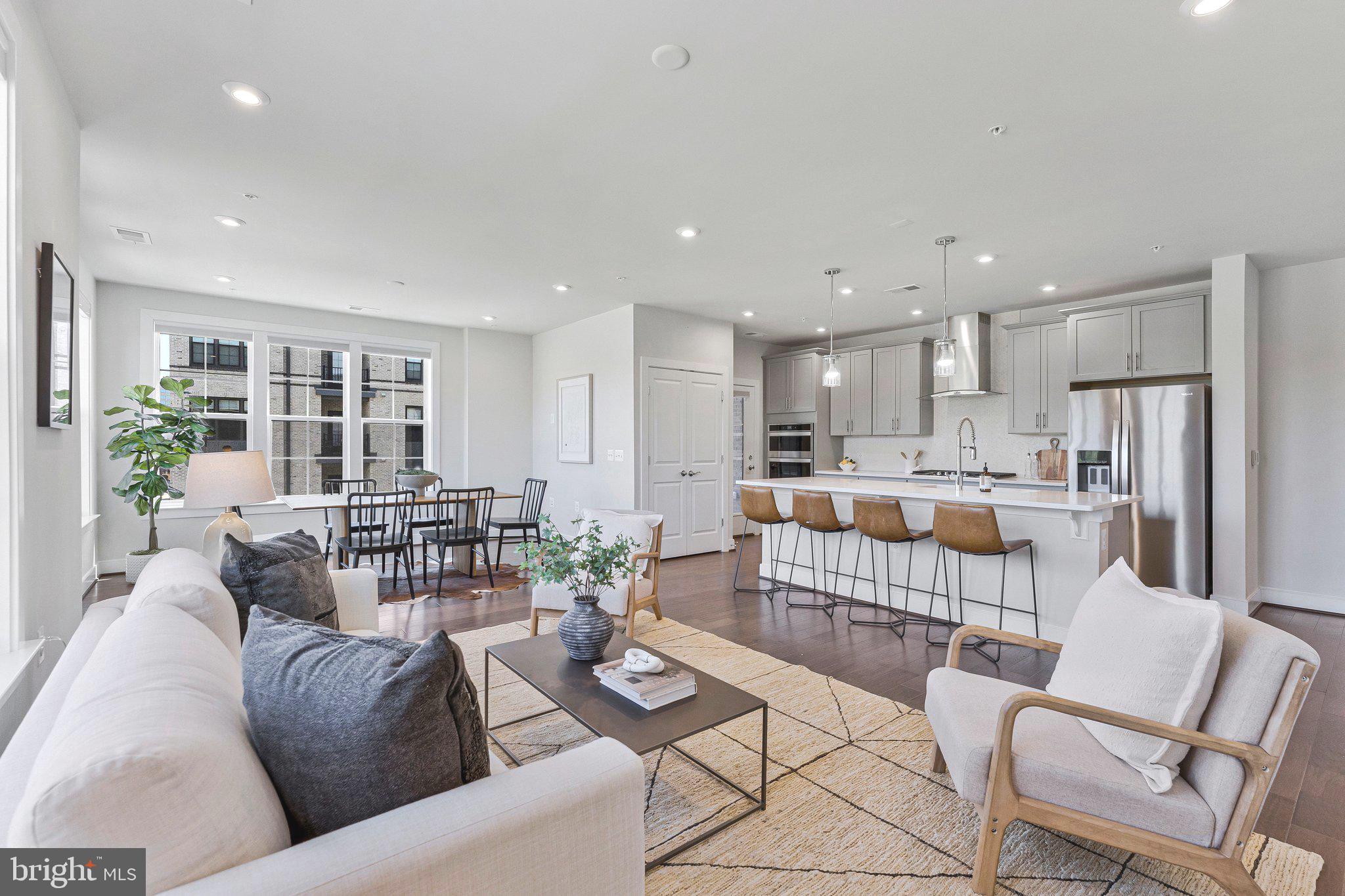 2320 FIELD POINT ROAD 4-304