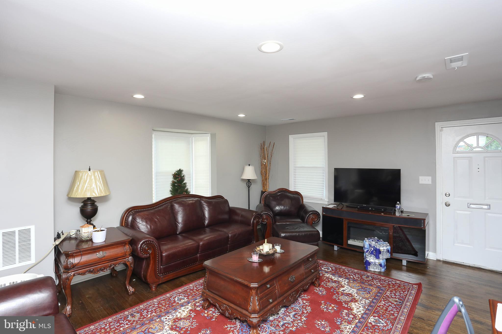 WOODBOURNE HEIGHTS - Residential