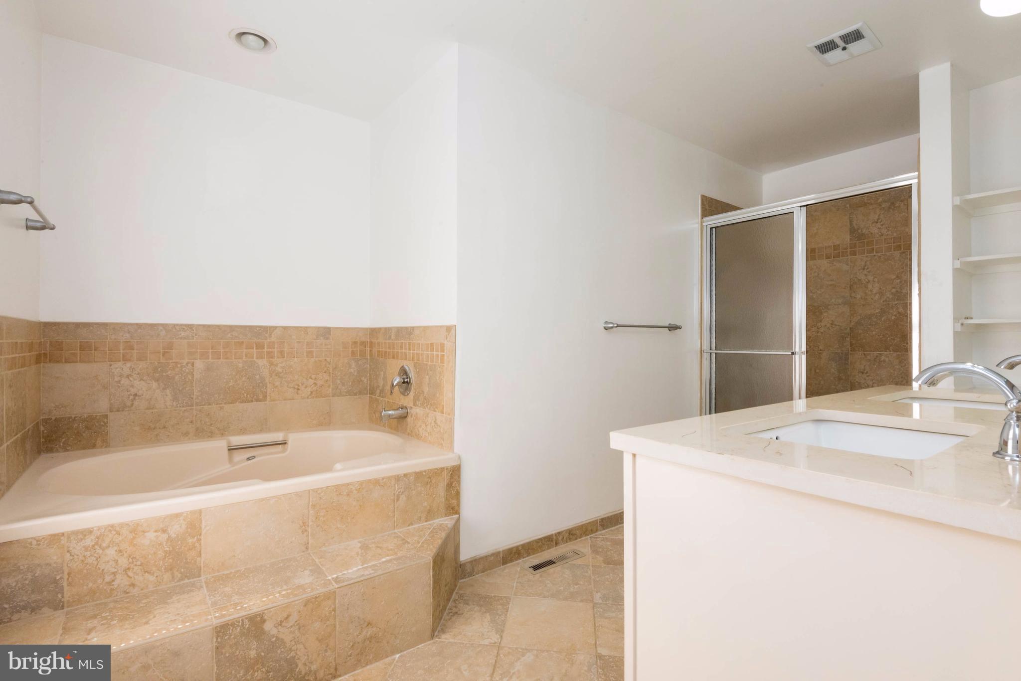 SHIPLEYS CHOICE - Residential Lease