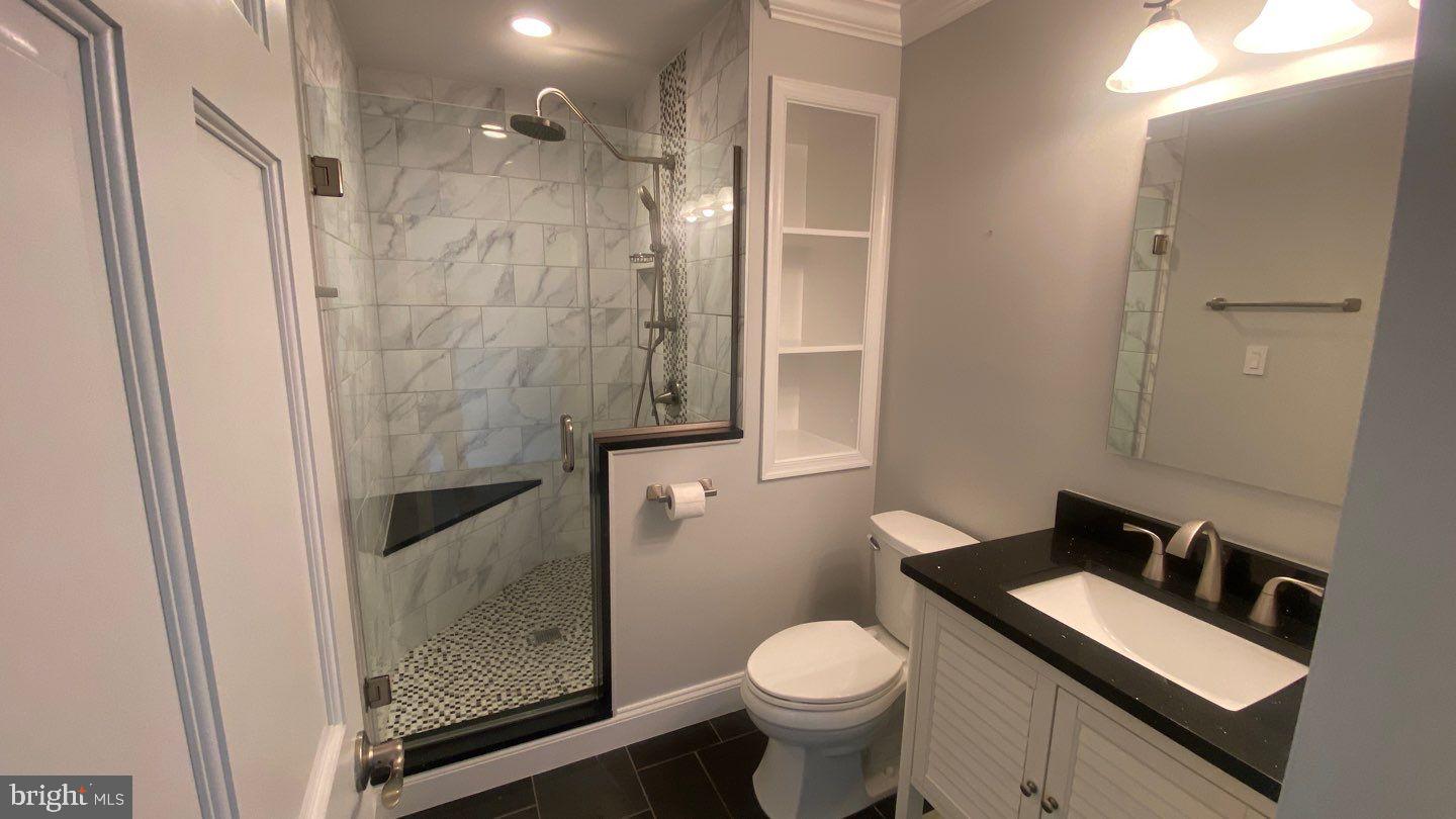 ANCHORAGE TOWERS - Residential Lease