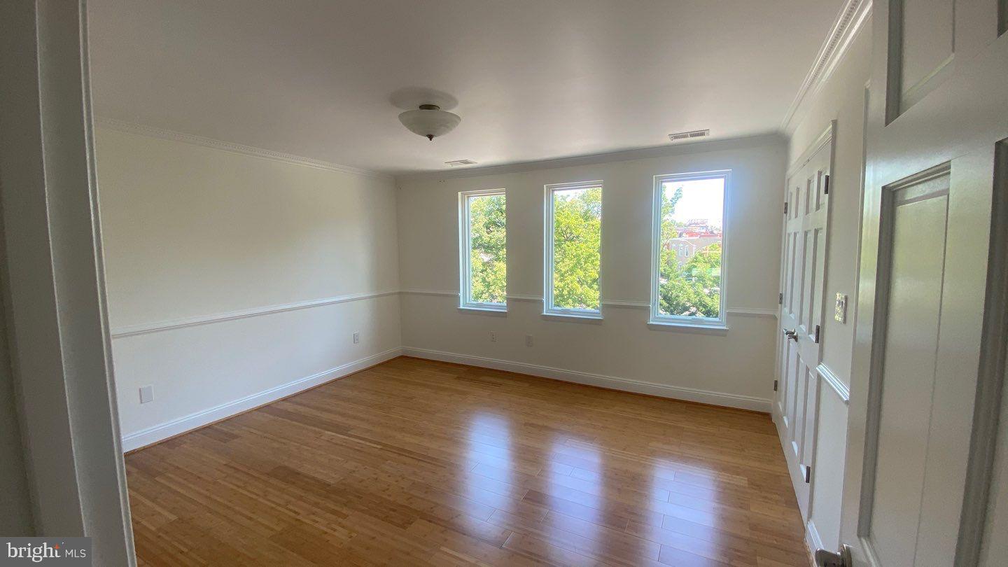 ANCHORAGE TOWERS - Residential Lease