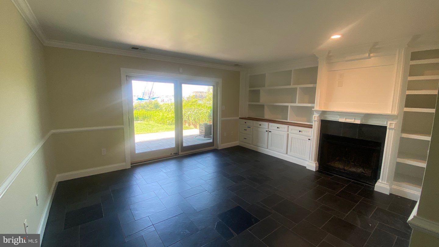 ANCHORAGE TOWERS - Residential Lease