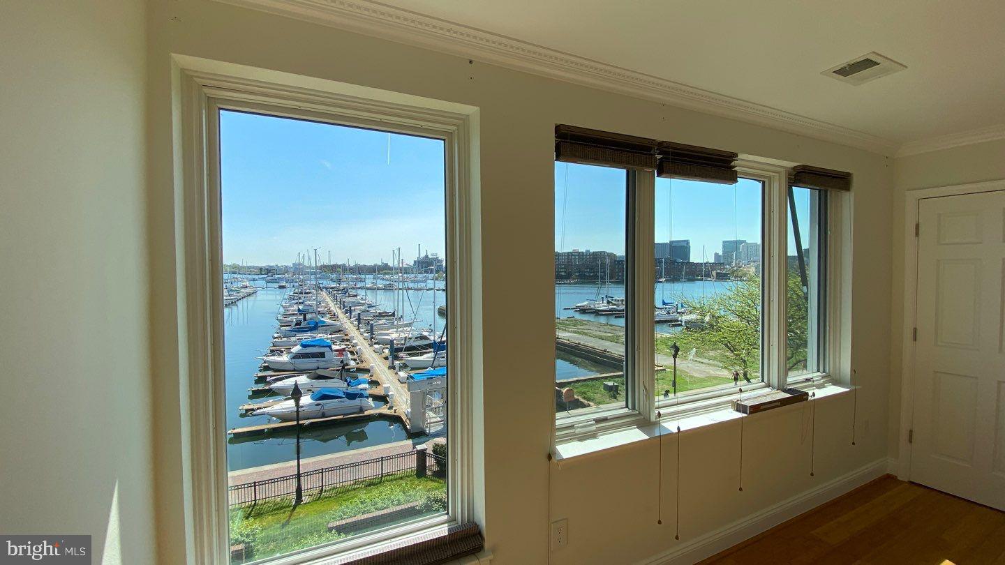 ANCHORAGE TOWERS - Residential Lease