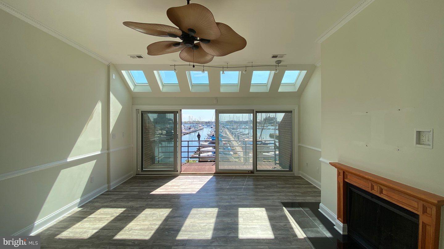 ANCHORAGE TOWERS - Residential Lease