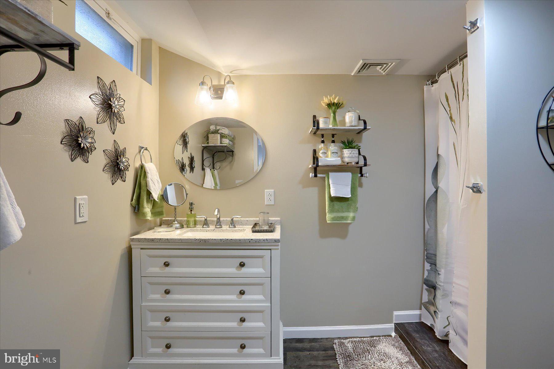 WOODBRIDGE FARMS - Residential