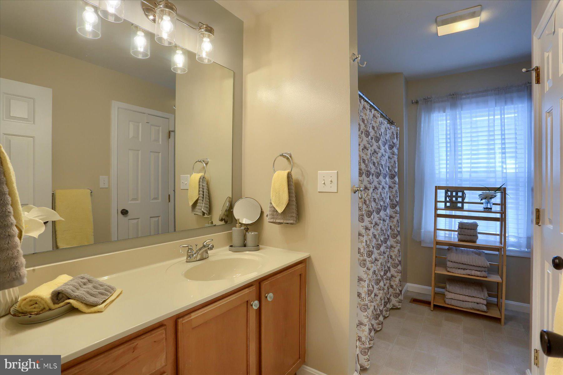 WOODBRIDGE FARMS - Residential