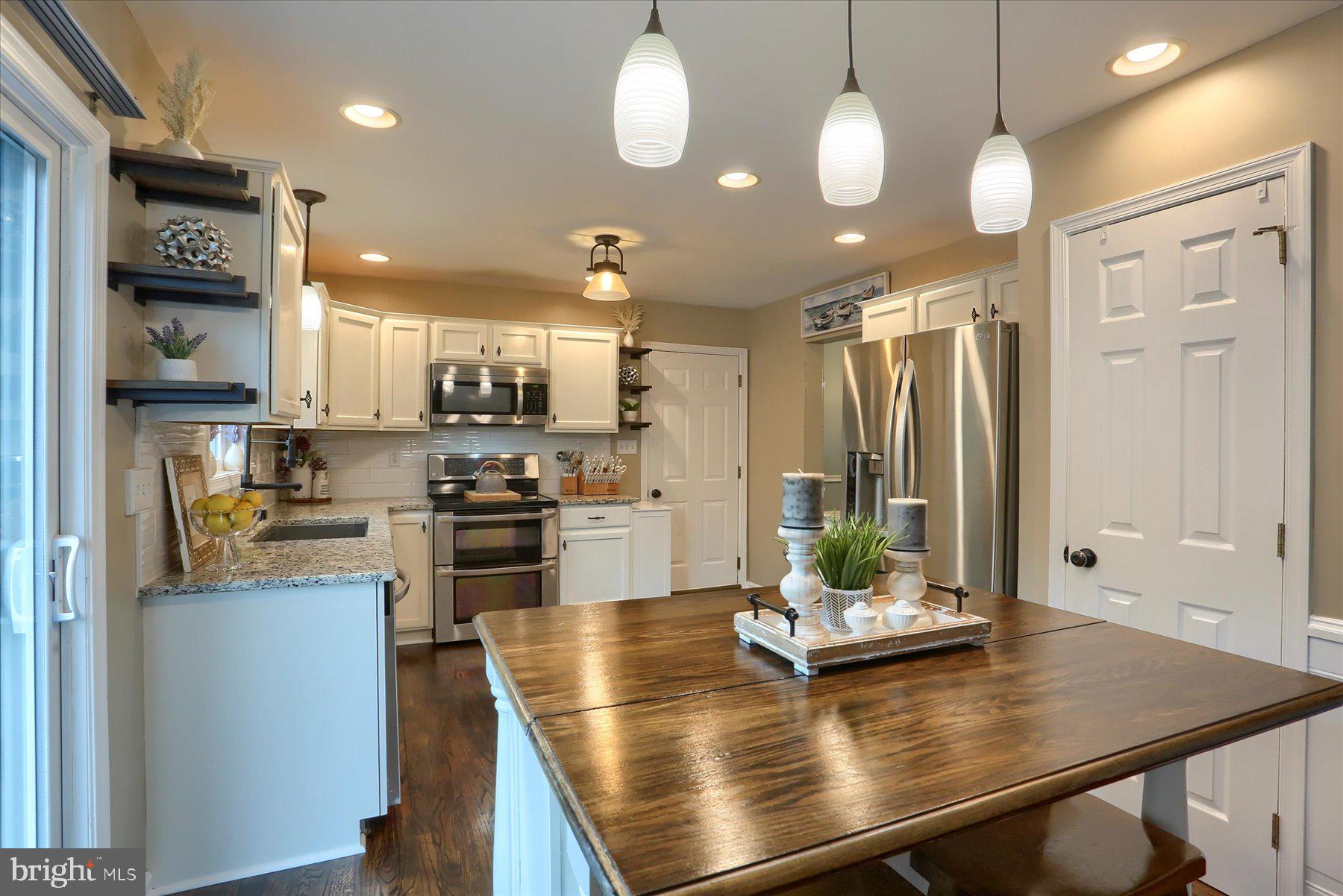 WOODBRIDGE FARMS - Residential