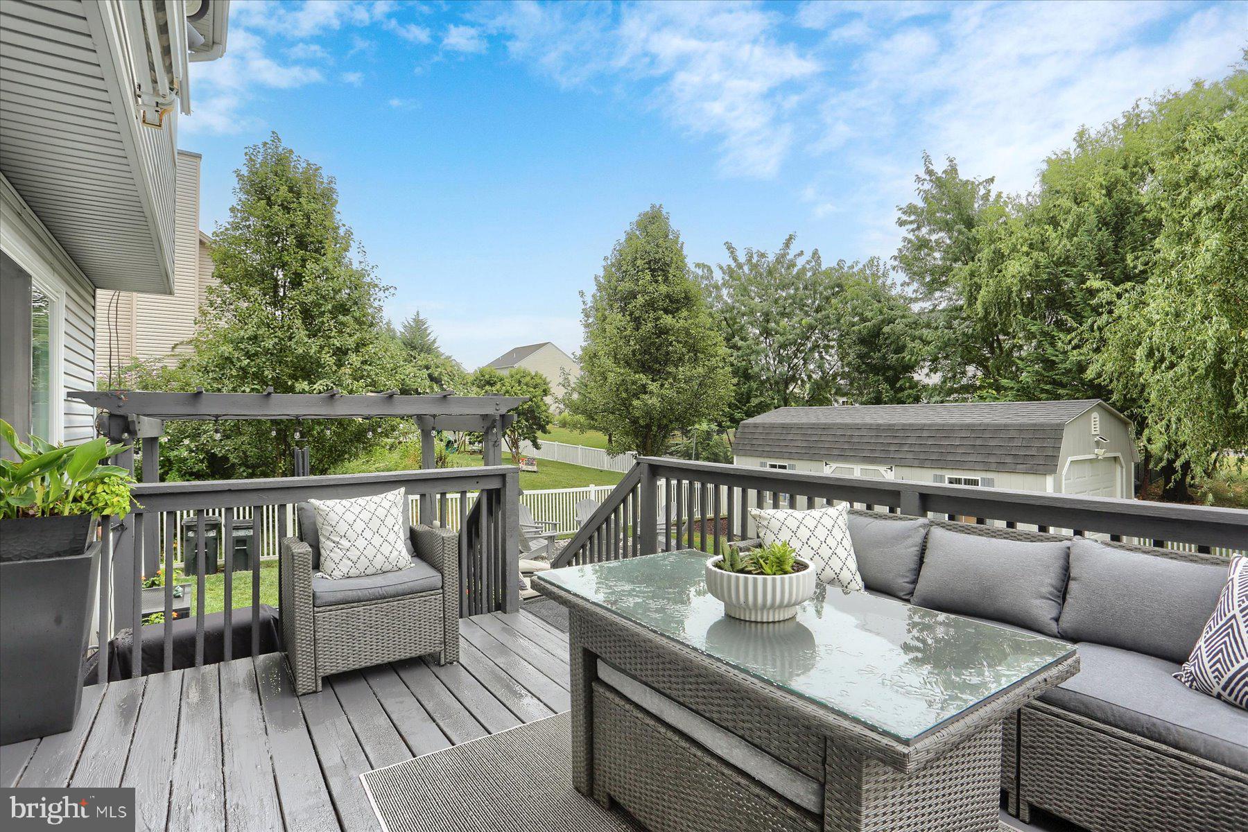 WOODBRIDGE FARMS - Residential