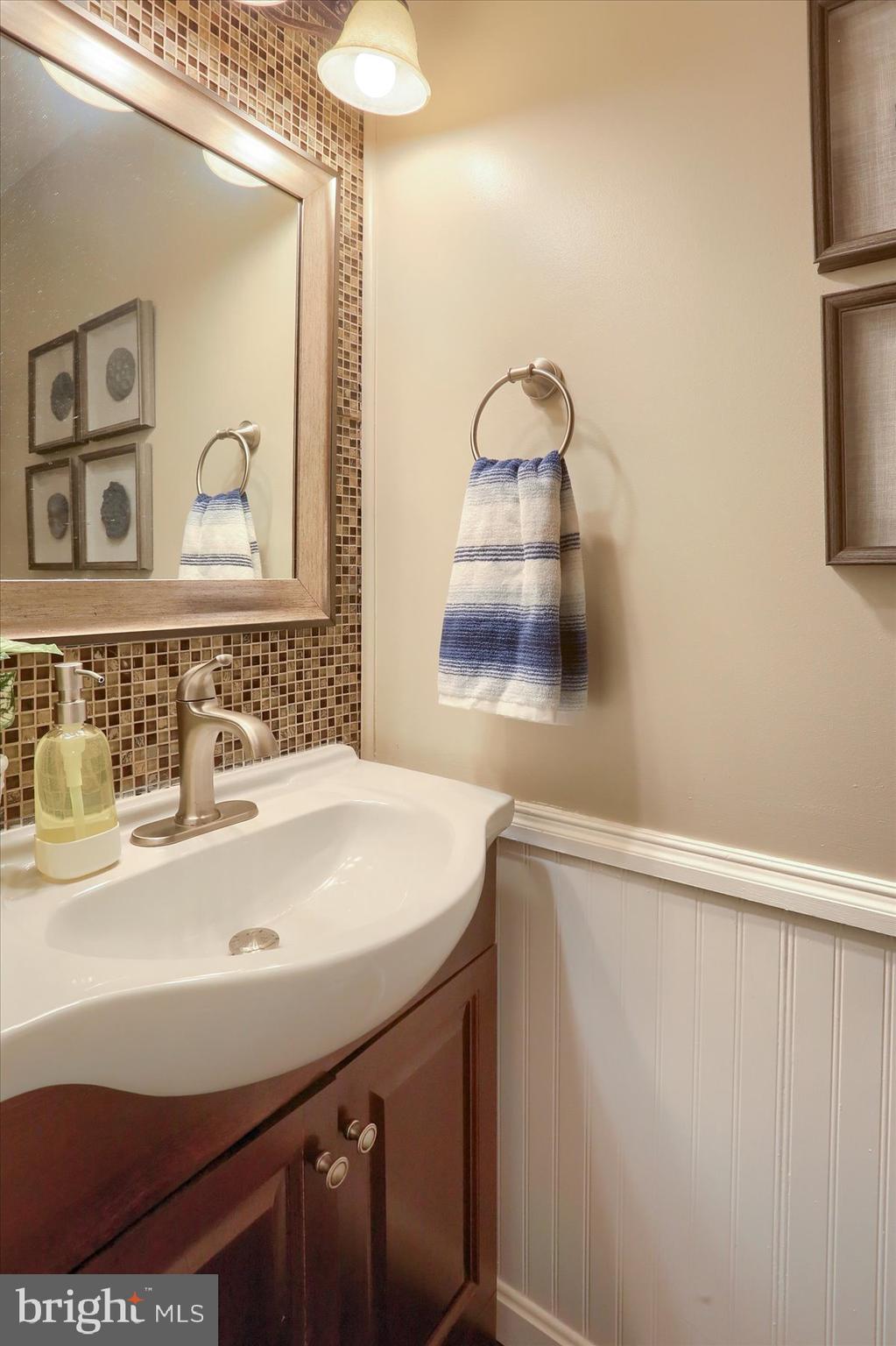 WOODBRIDGE FARMS - Residential