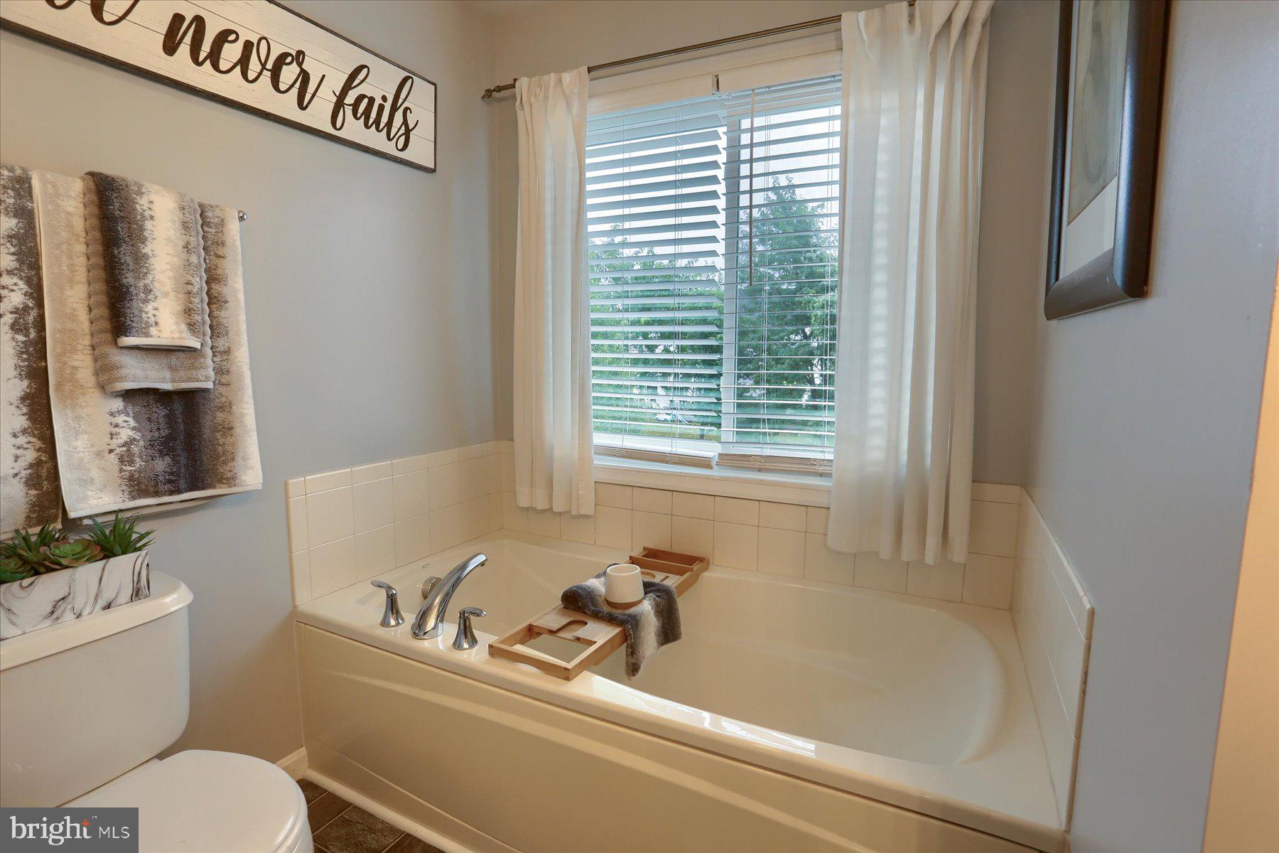 WOODBRIDGE FARMS - Residential