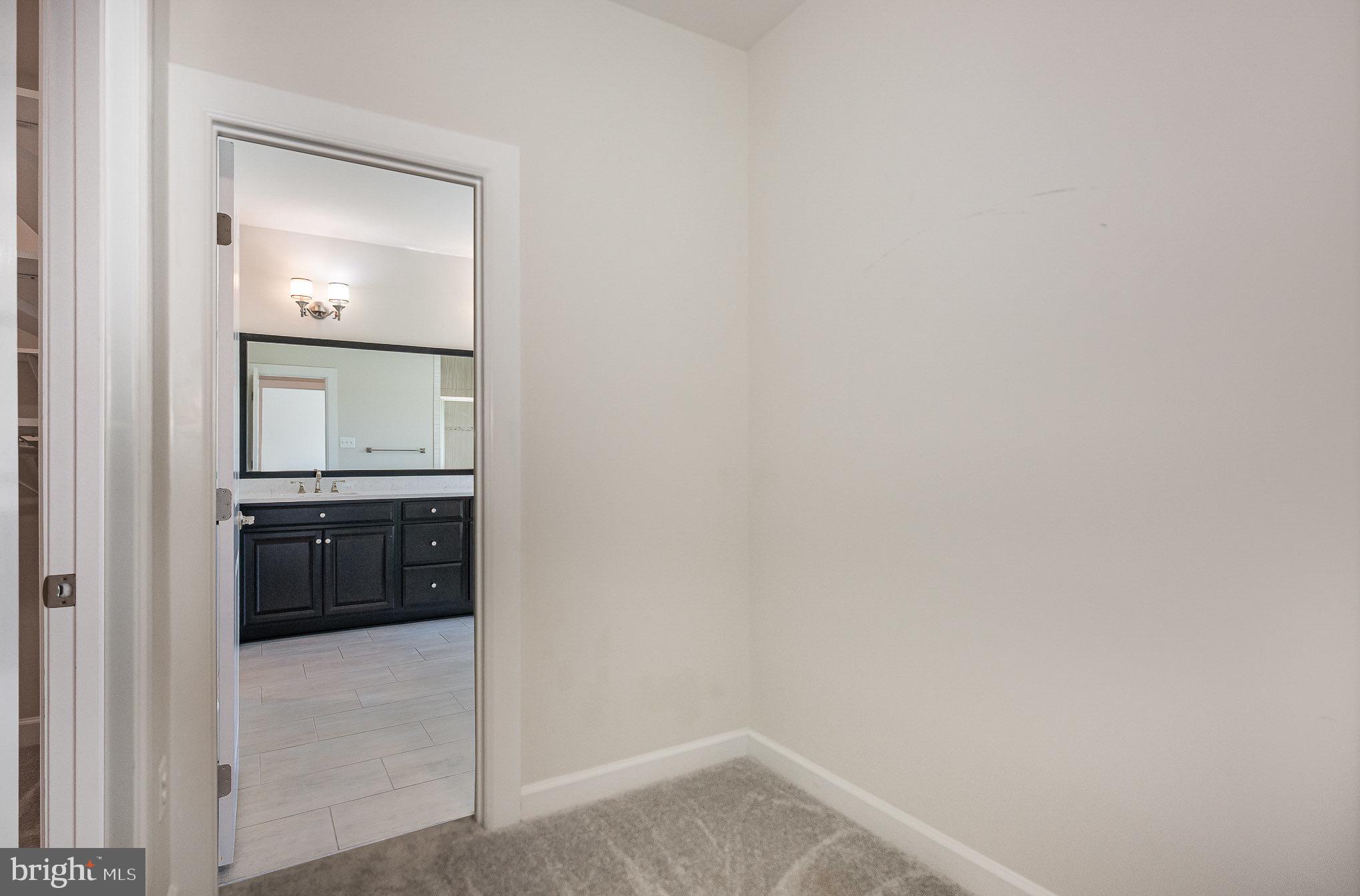 WOODSON SQUARE - Residential