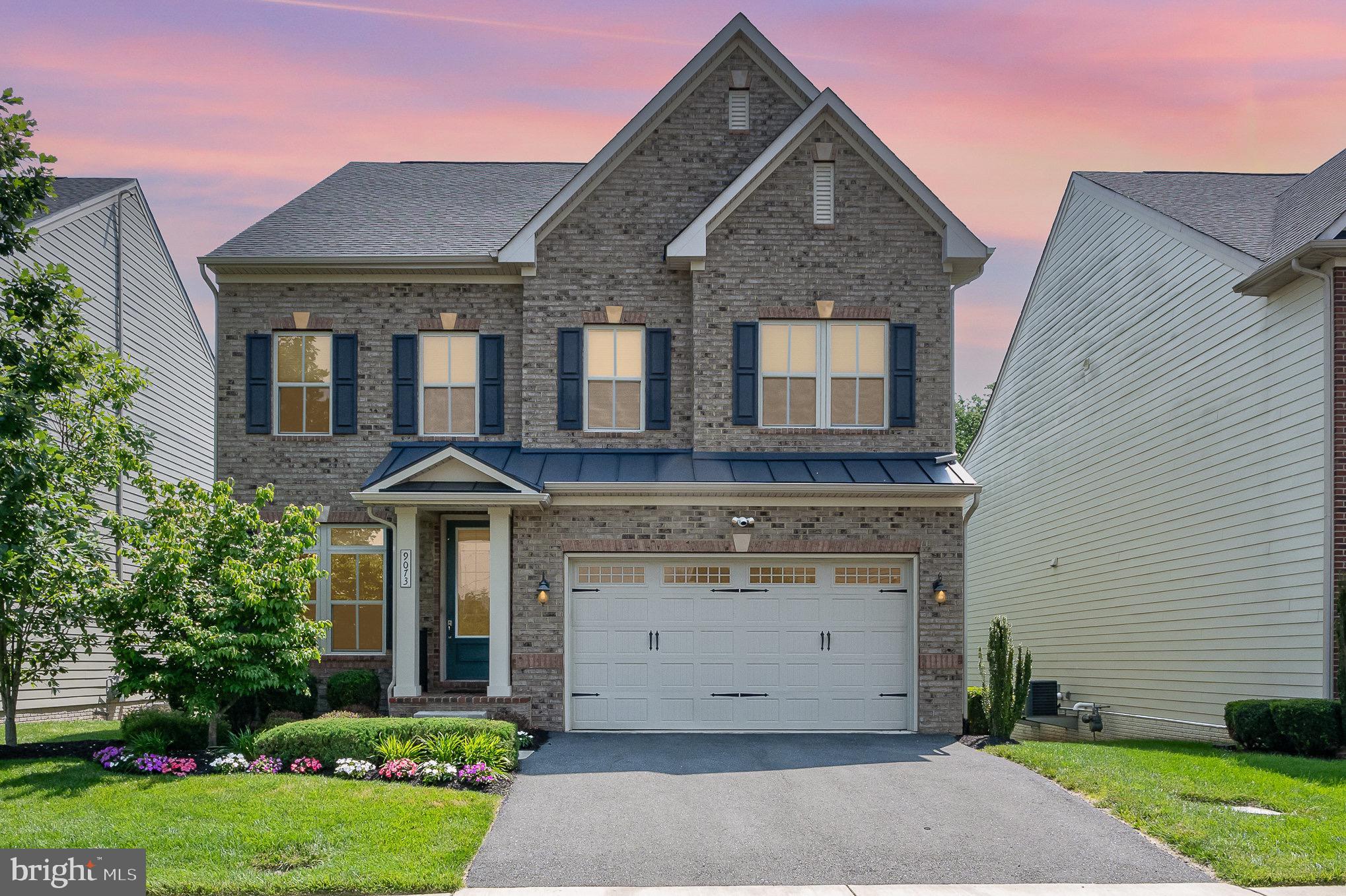 WOODSON SQUARE - Residential