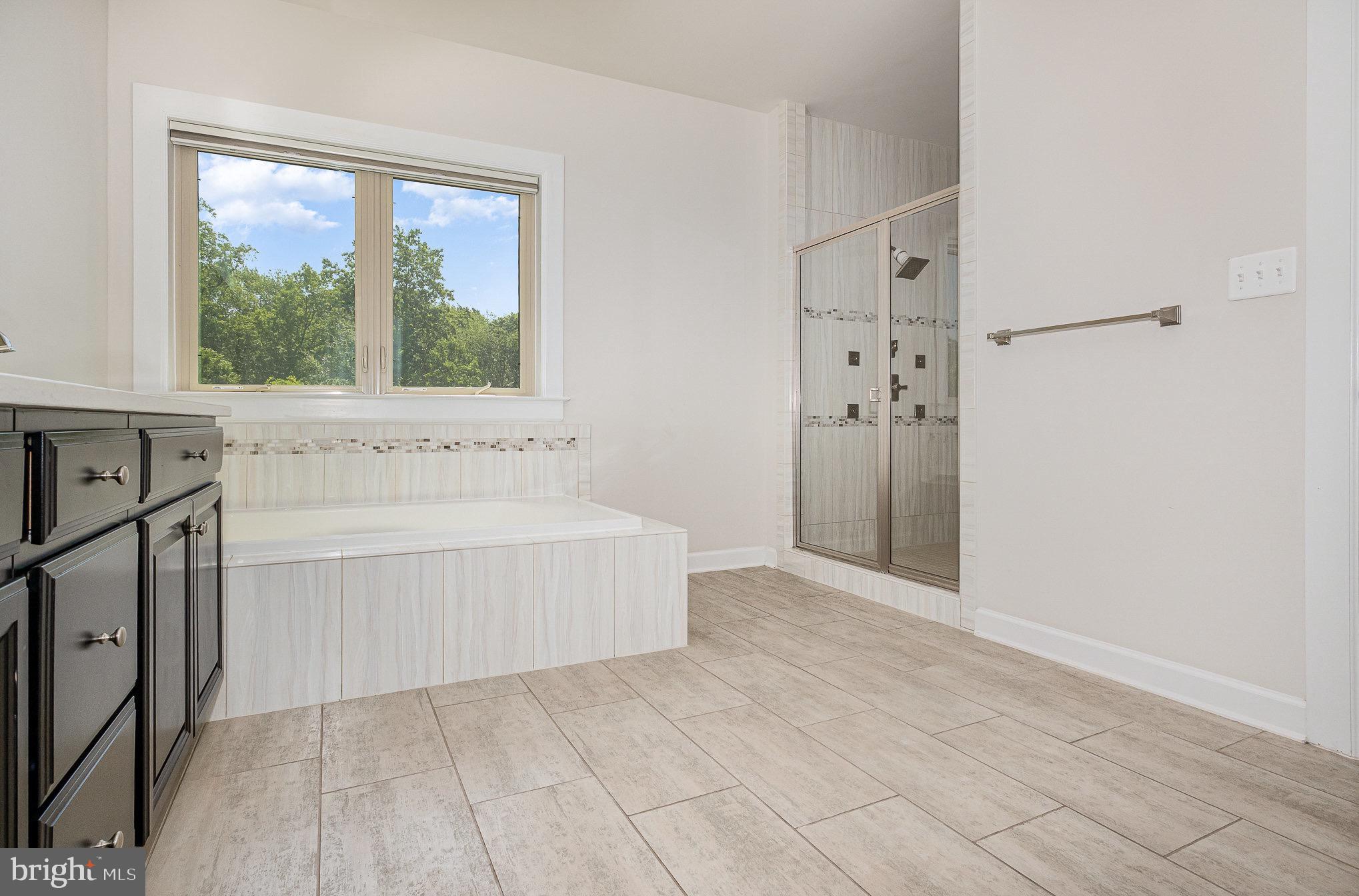 WOODSON SQUARE - Residential