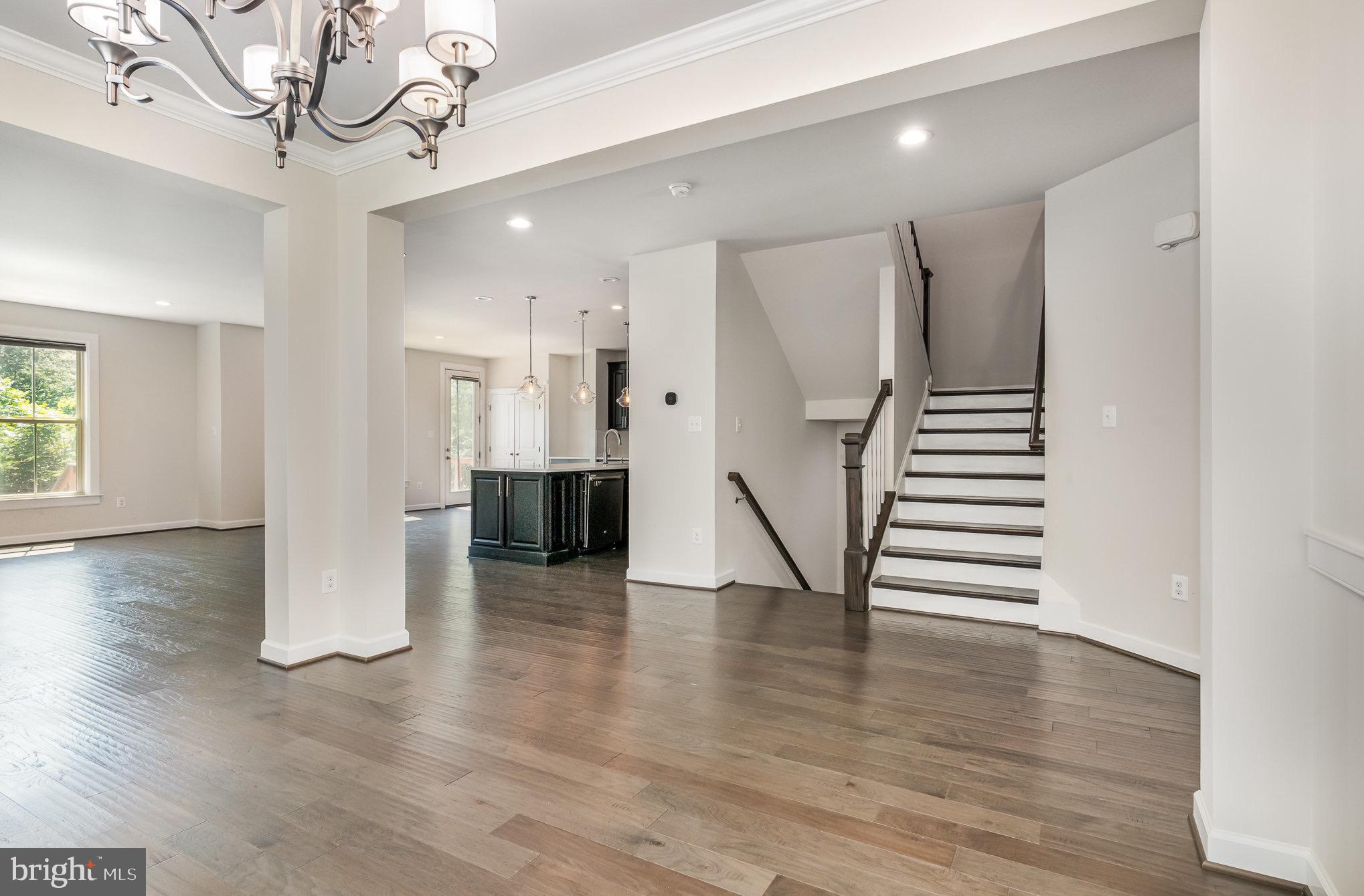 WOODSON SQUARE - Residential