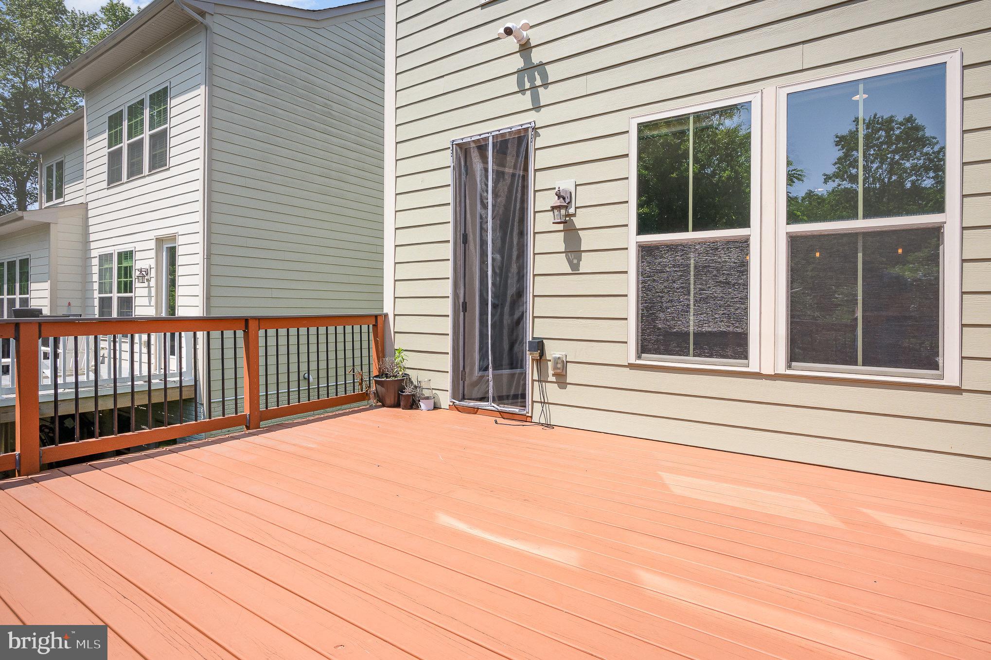 WOODSON SQUARE - Residential