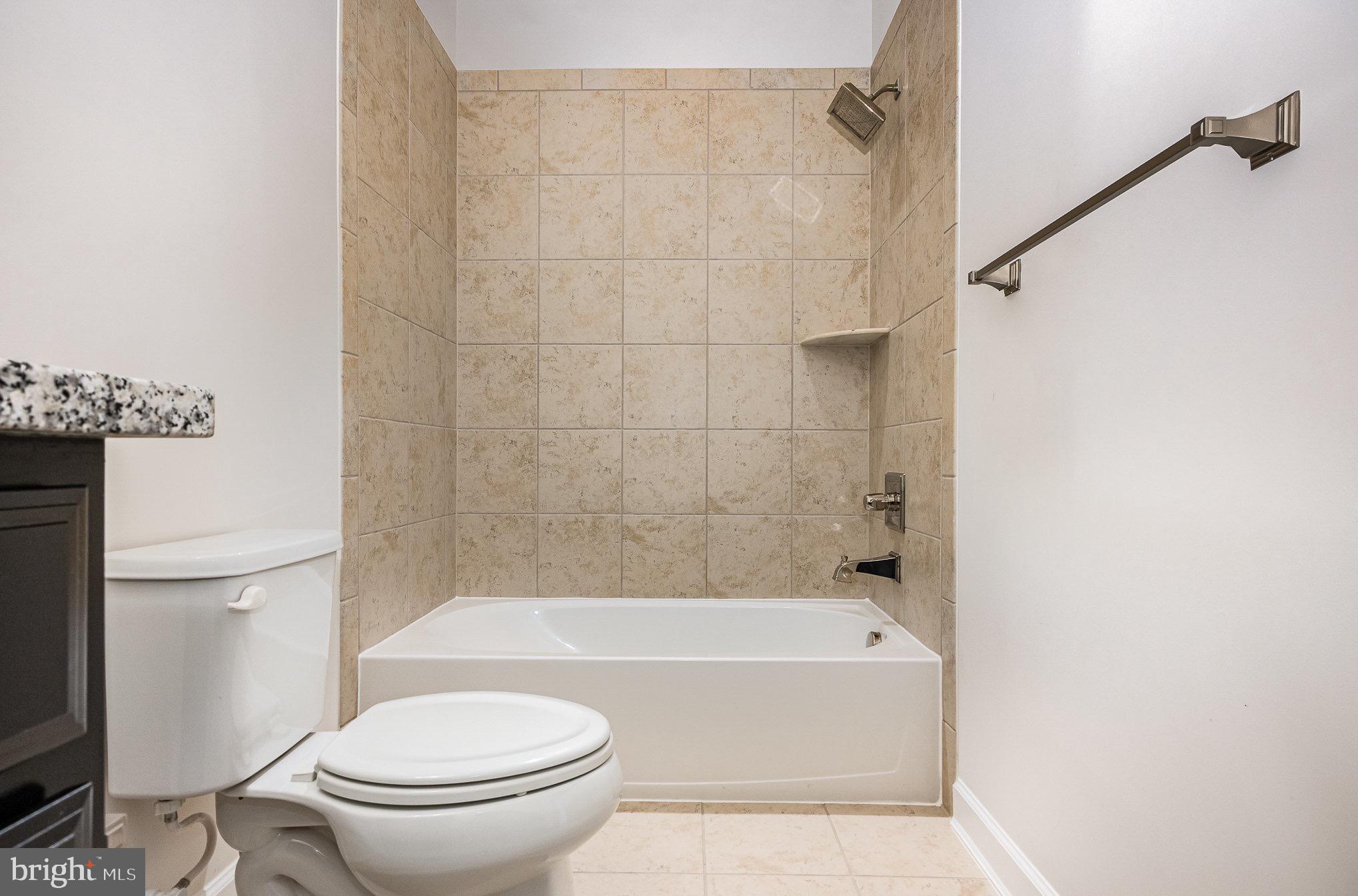 WOODSON SQUARE - Residential