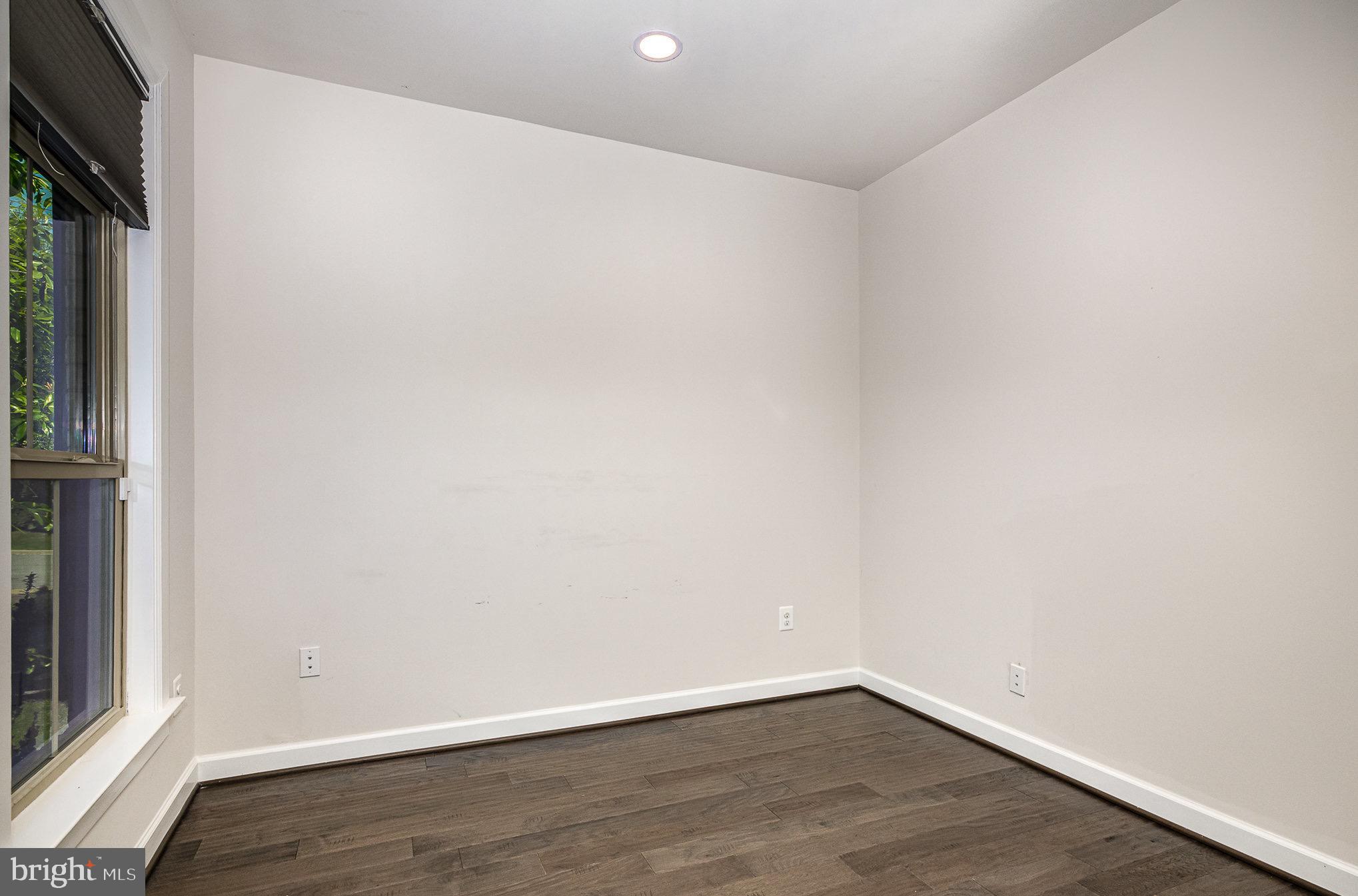 WOODSON SQUARE - Residential