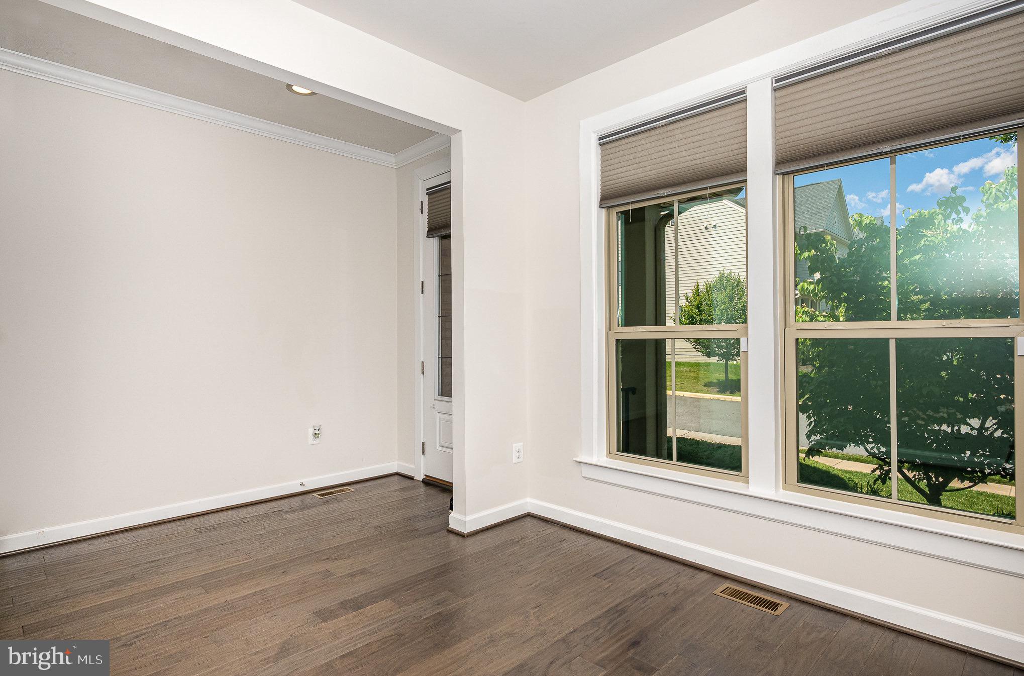 WOODSON SQUARE - Residential