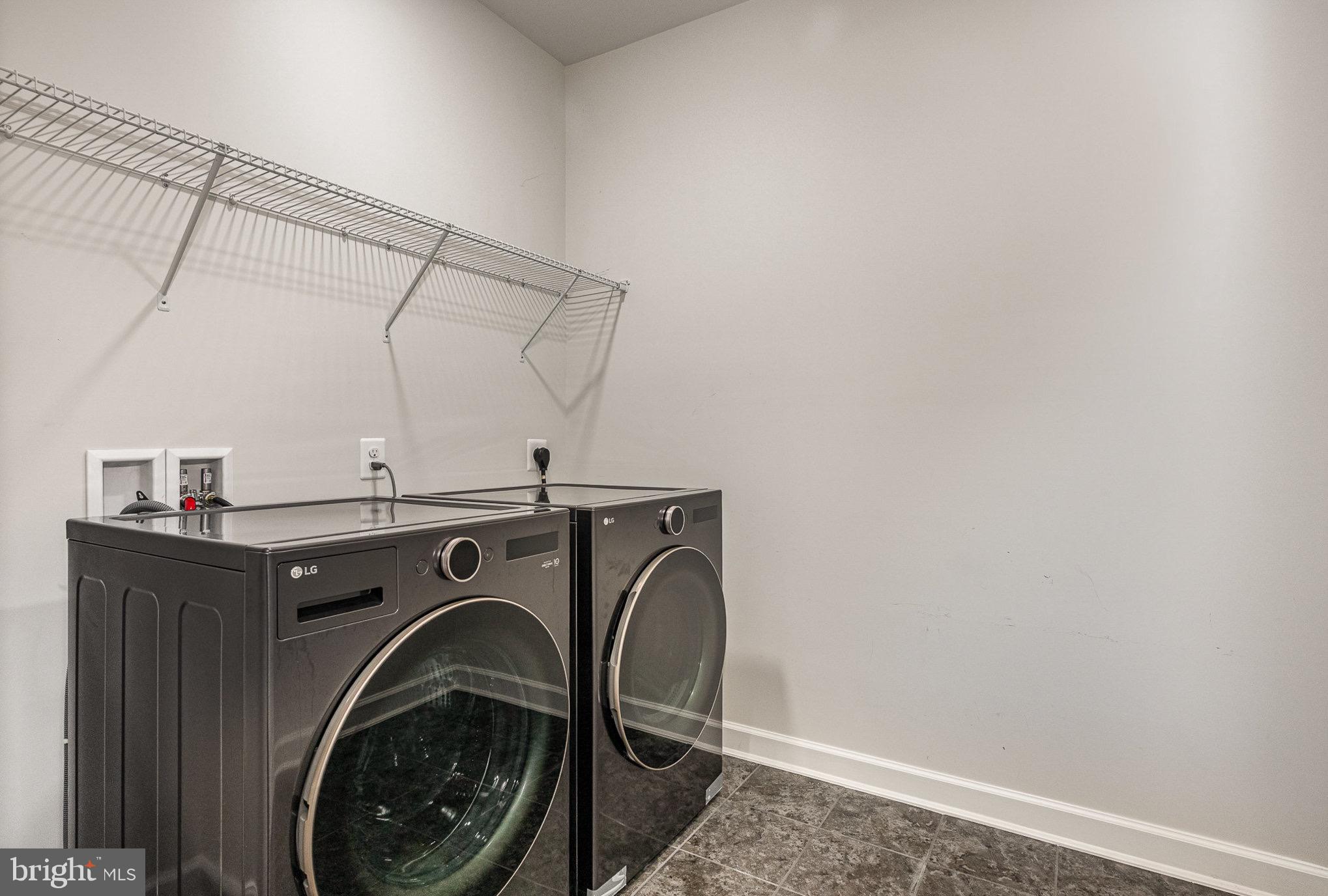 WOODSON SQUARE - Residential