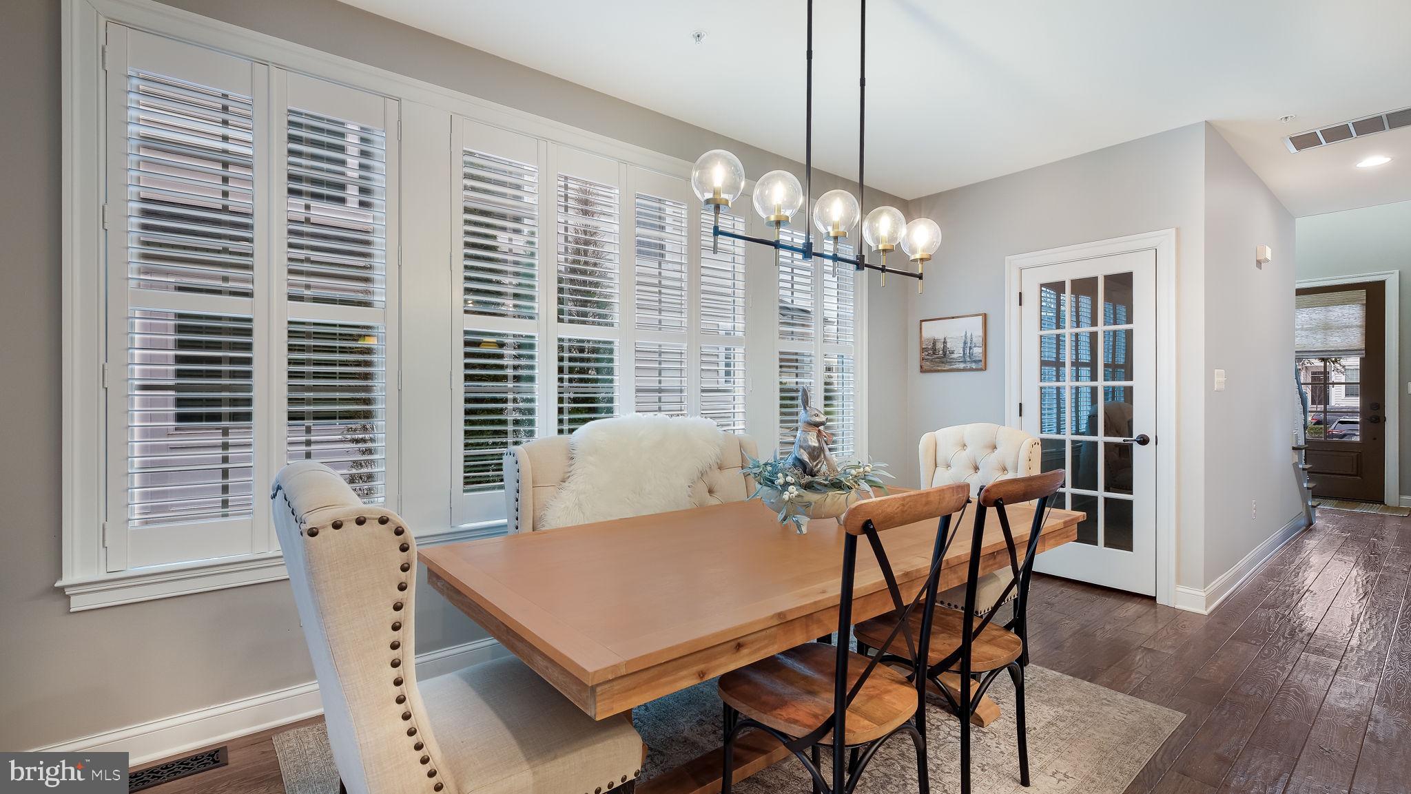 WALNUT CREEK AT MONT - Residential