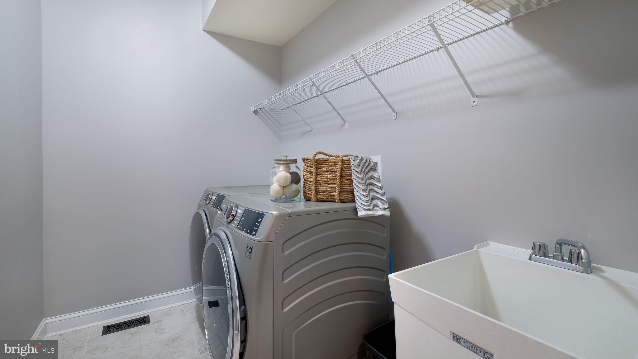 WALNUT CREEK AT MONT - Residential