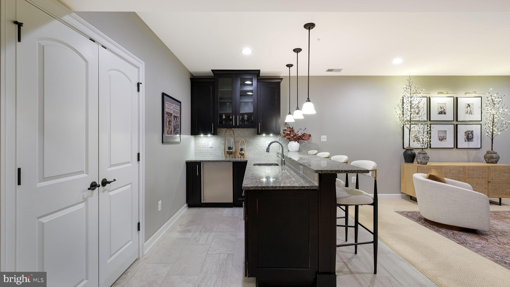 WALNUT CREEK AT MONT - Residential