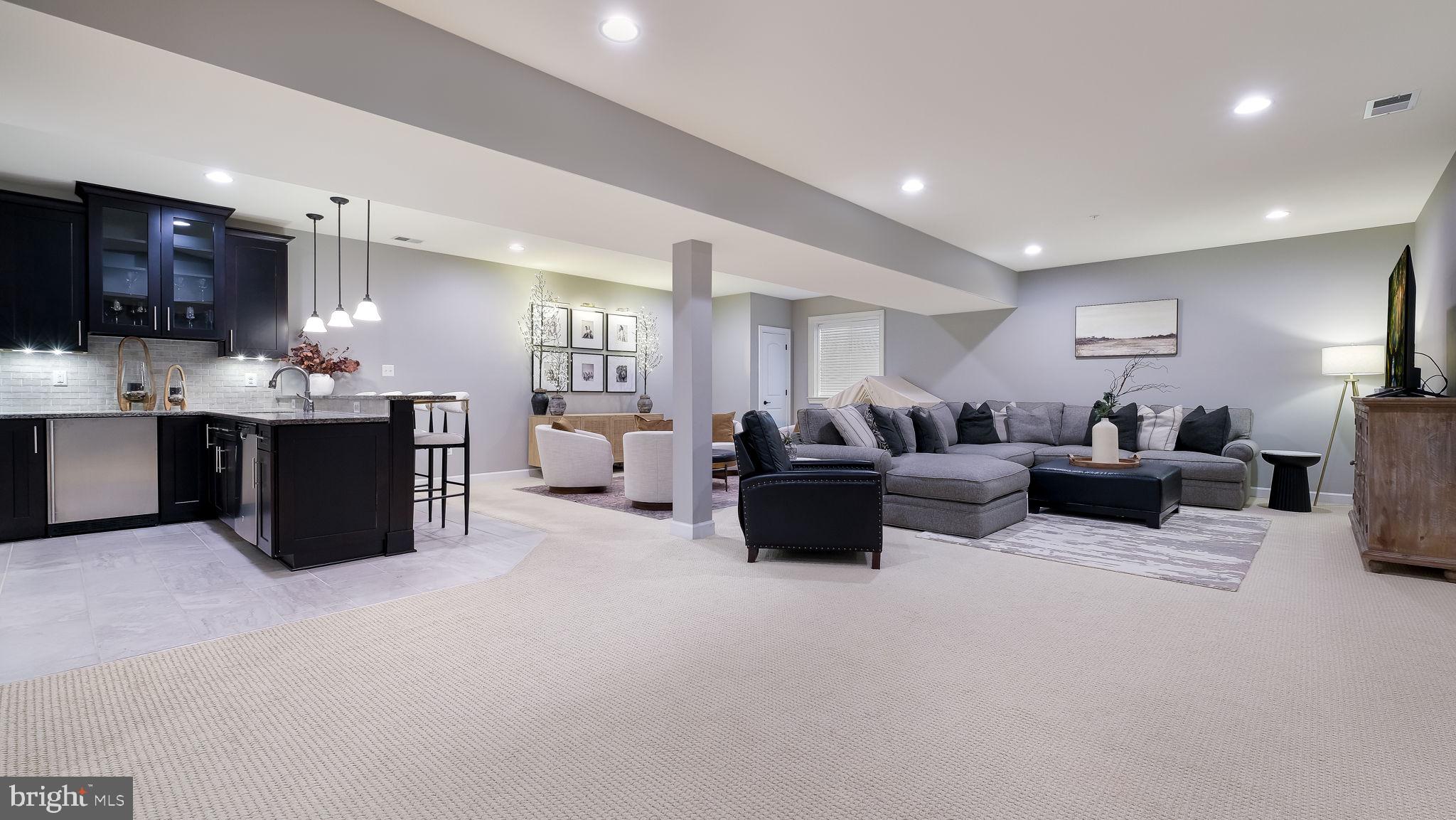 WALNUT CREEK AT MONT - Residential