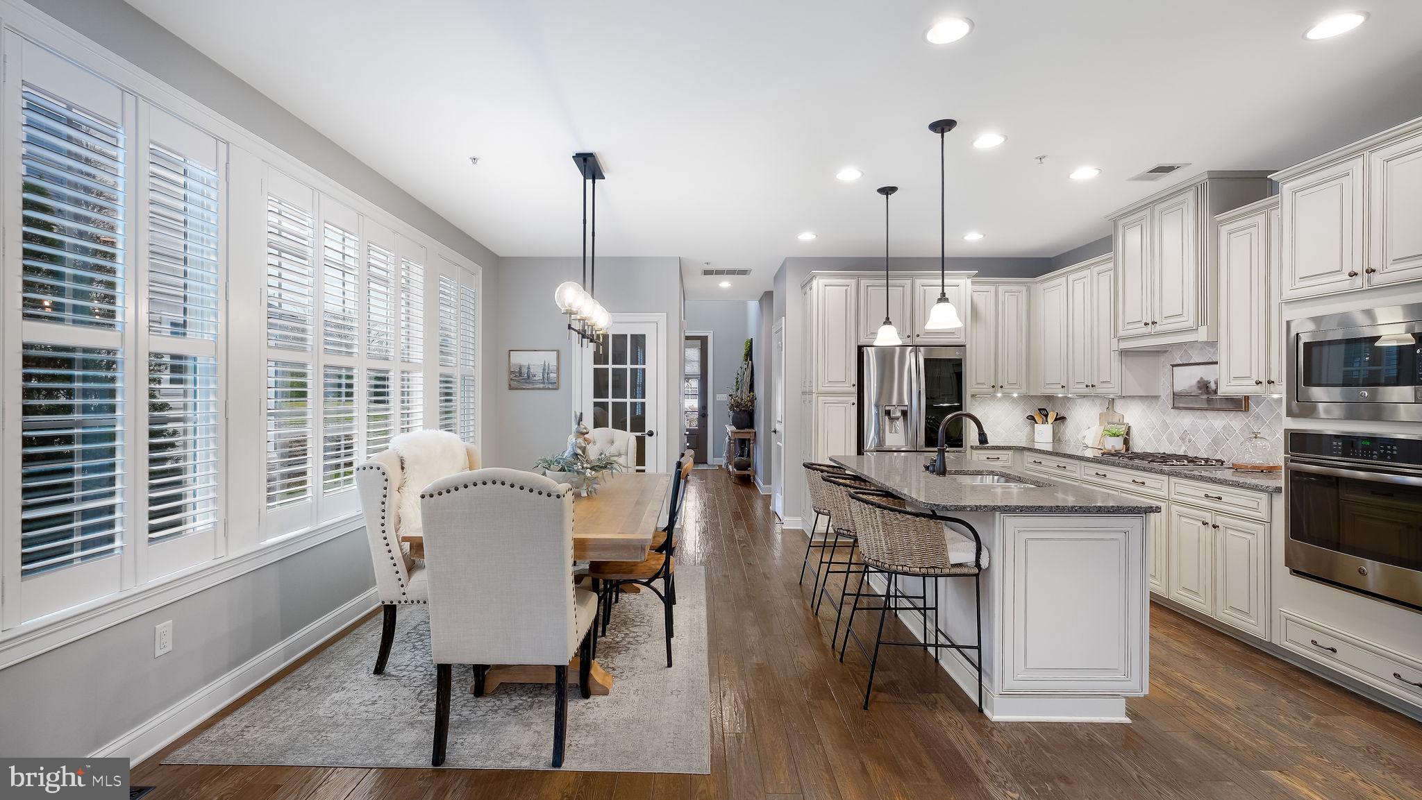 WALNUT CREEK AT MONT - Residential