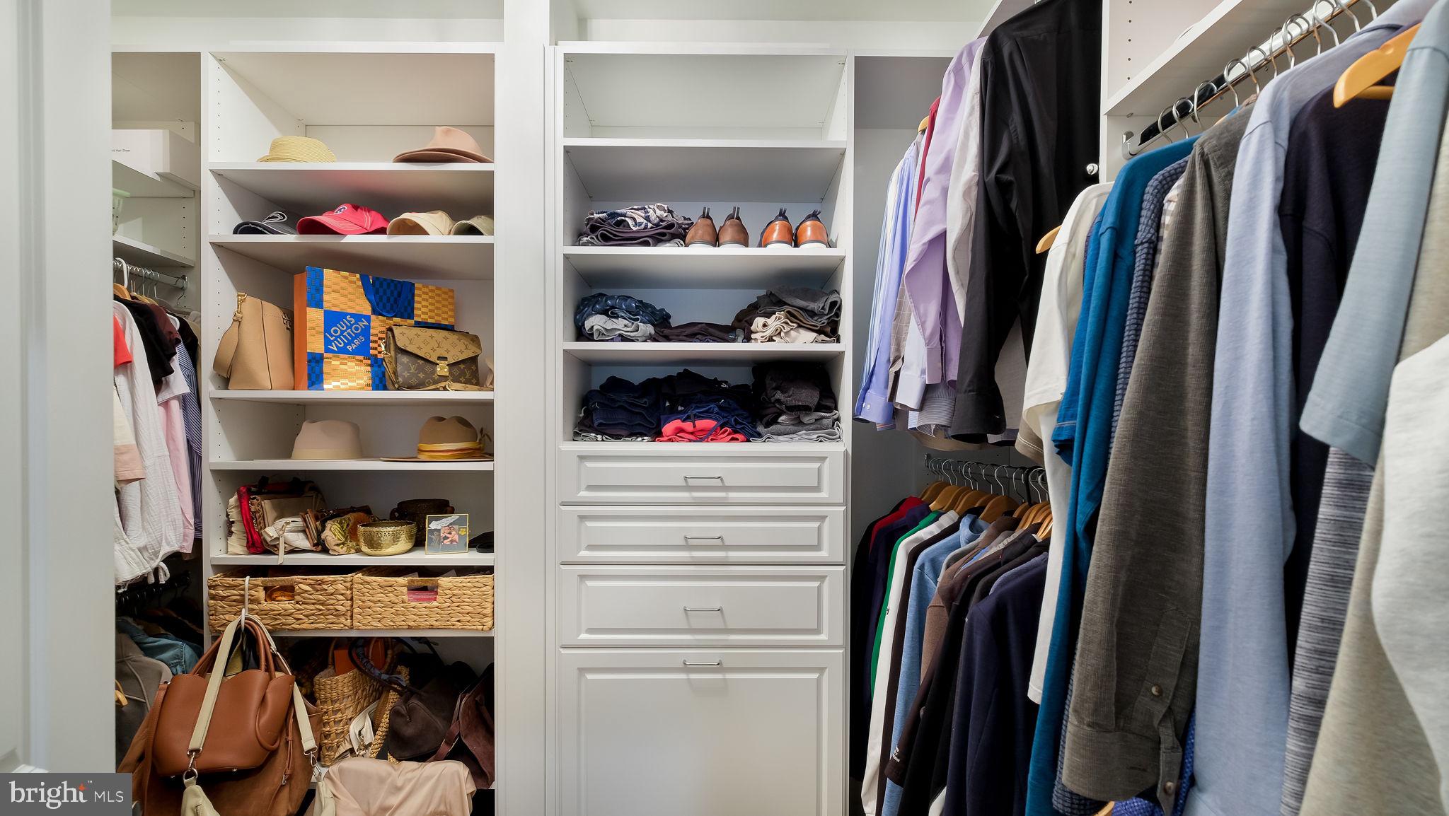 WALNUT CREEK AT MONT - Residential