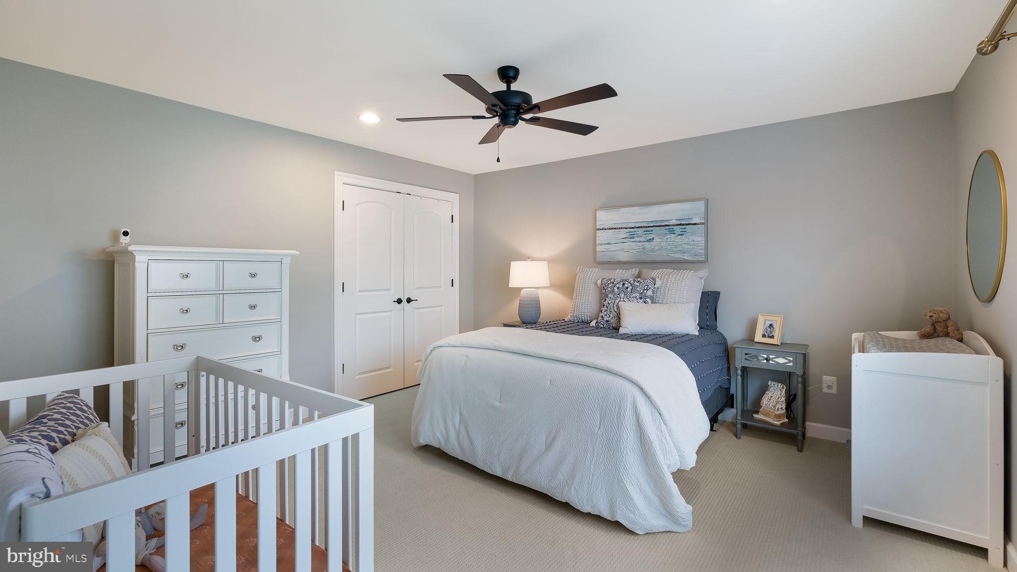 WALNUT CREEK AT MONT - Residential