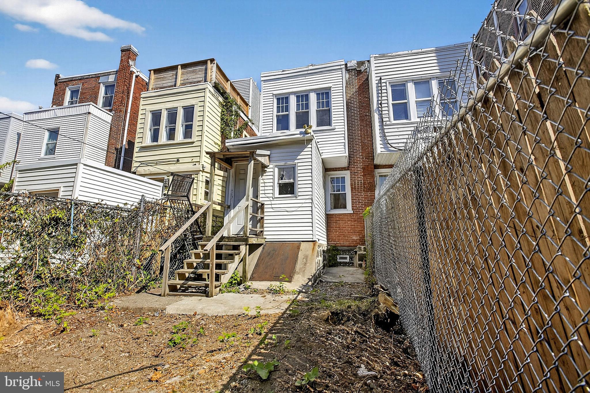 UNIVERSITY CITY - Residential