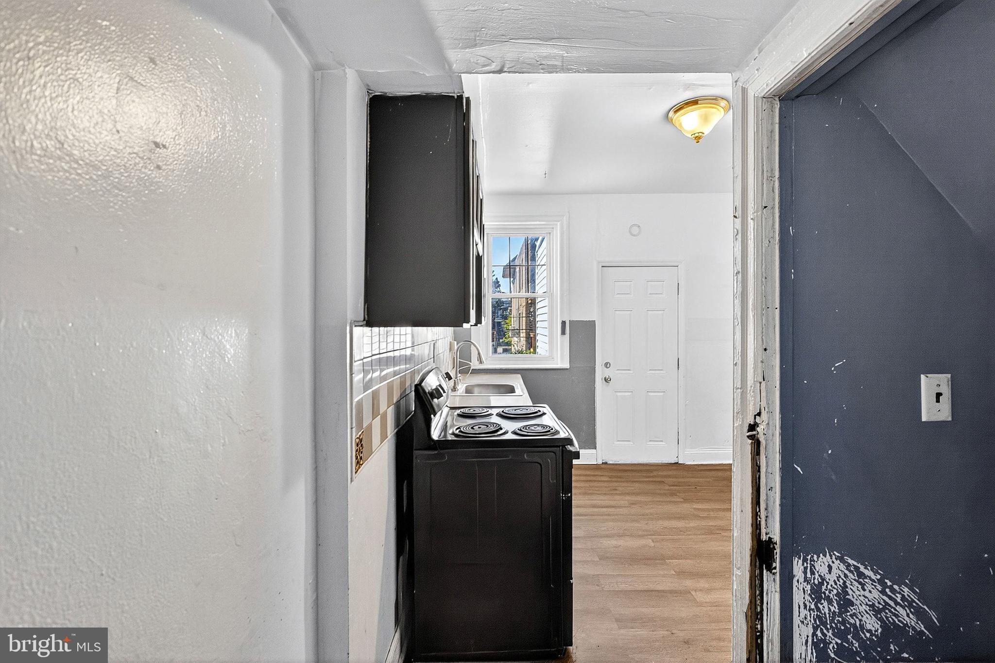 UNIVERSITY CITY - Residential