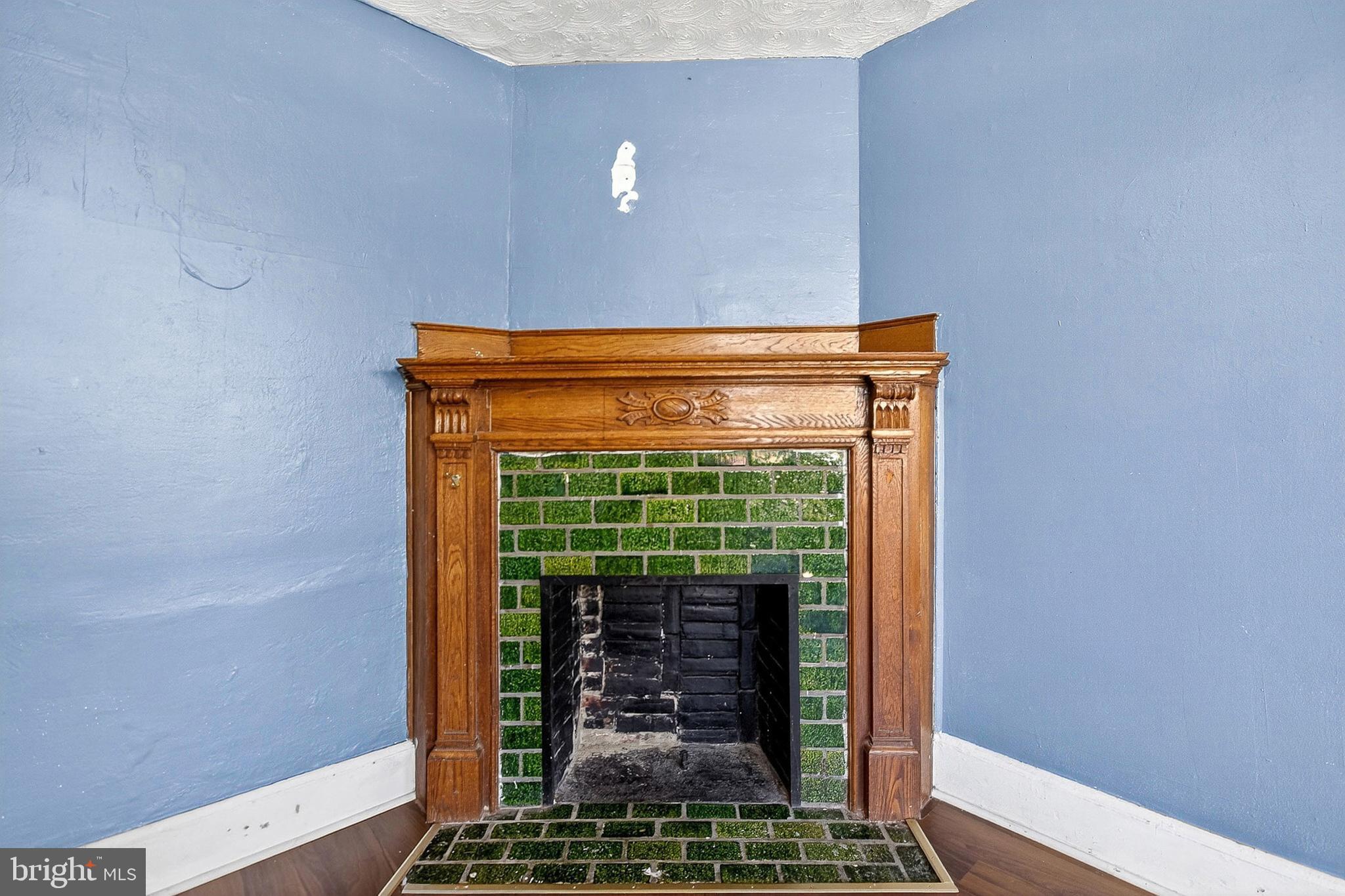 UNIVERSITY CITY - Residential