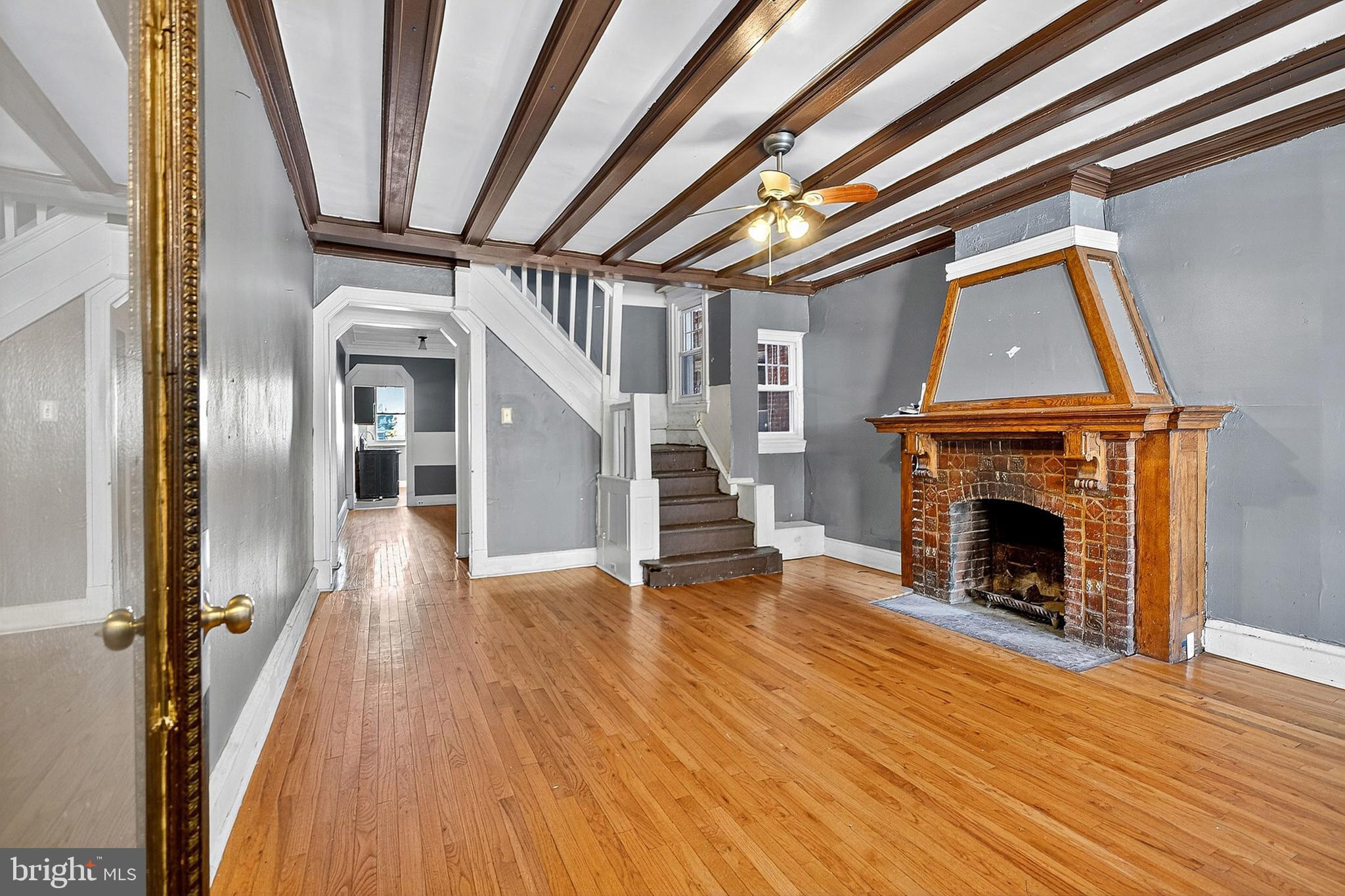 UNIVERSITY CITY - Residential