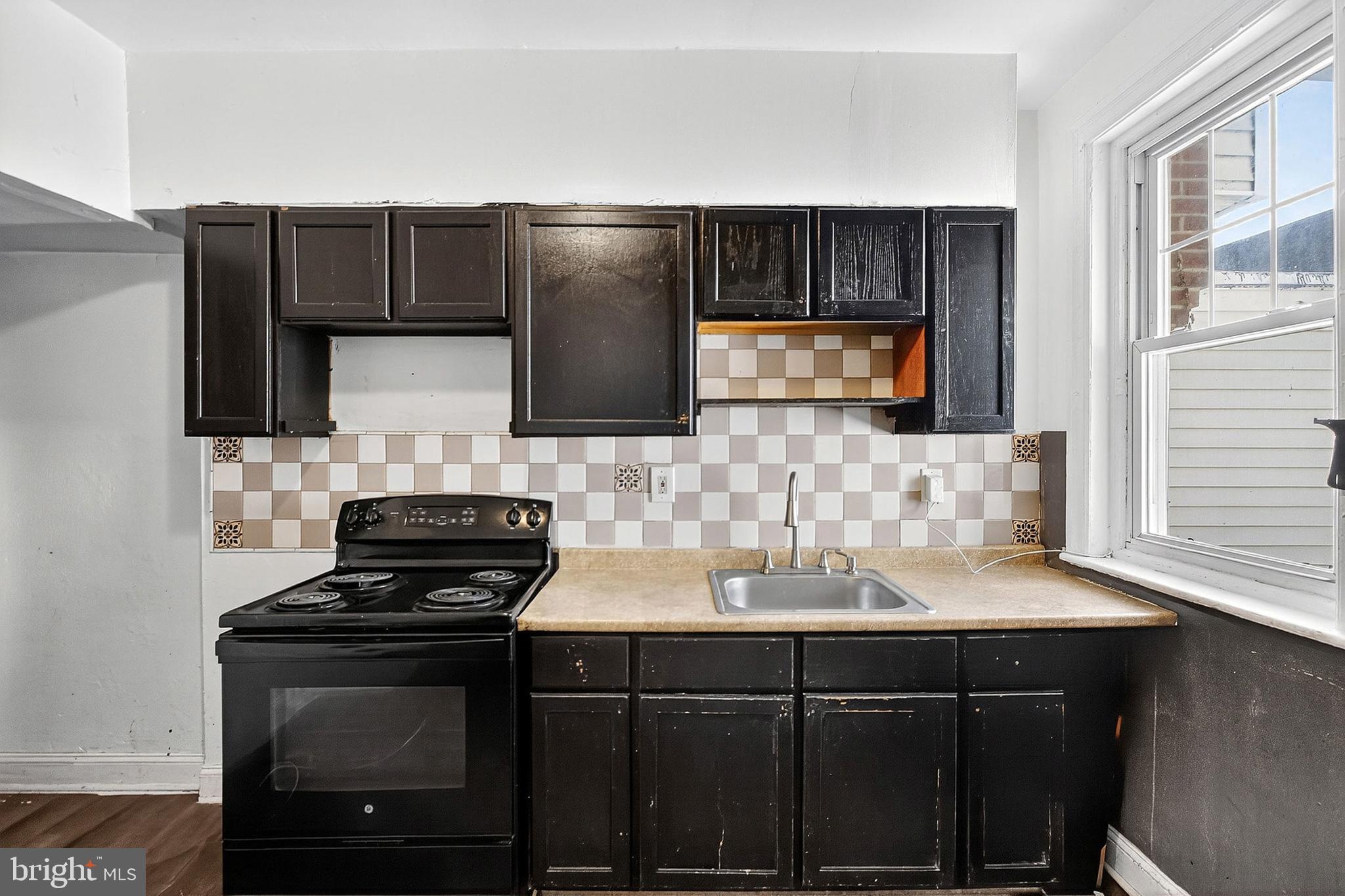 UNIVERSITY CITY - Residential