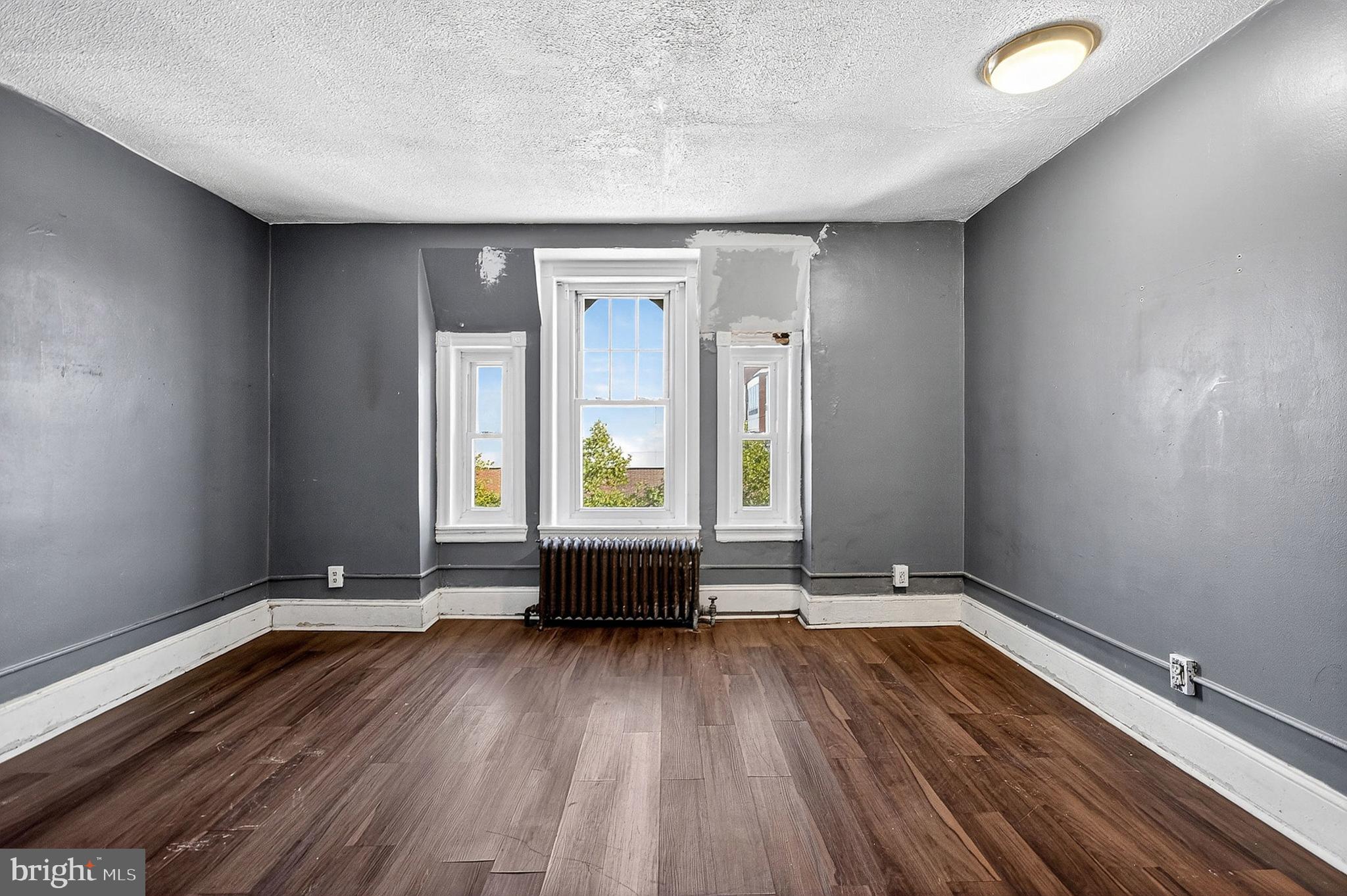 UNIVERSITY CITY - Residential