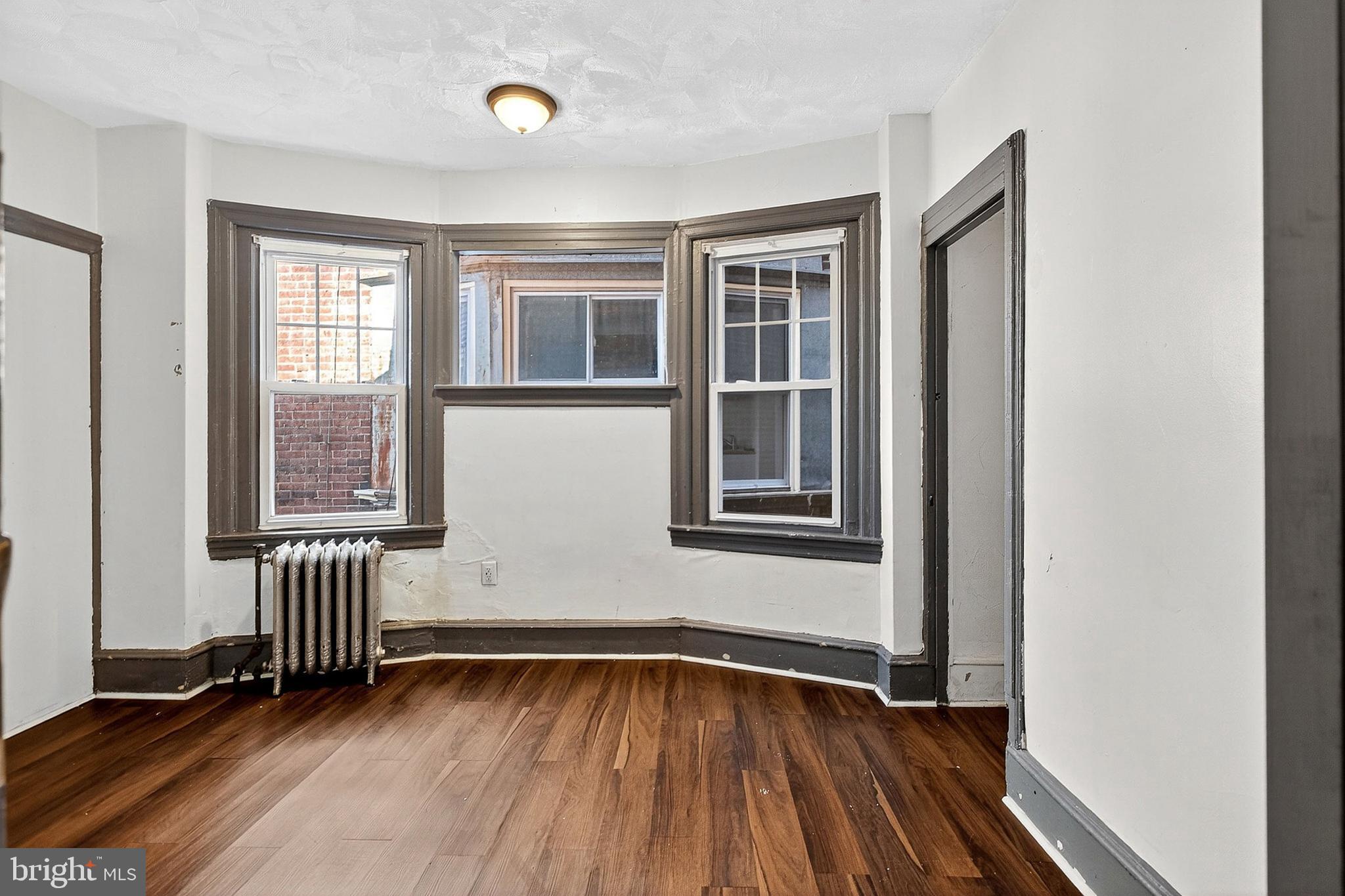 UNIVERSITY CITY - Residential