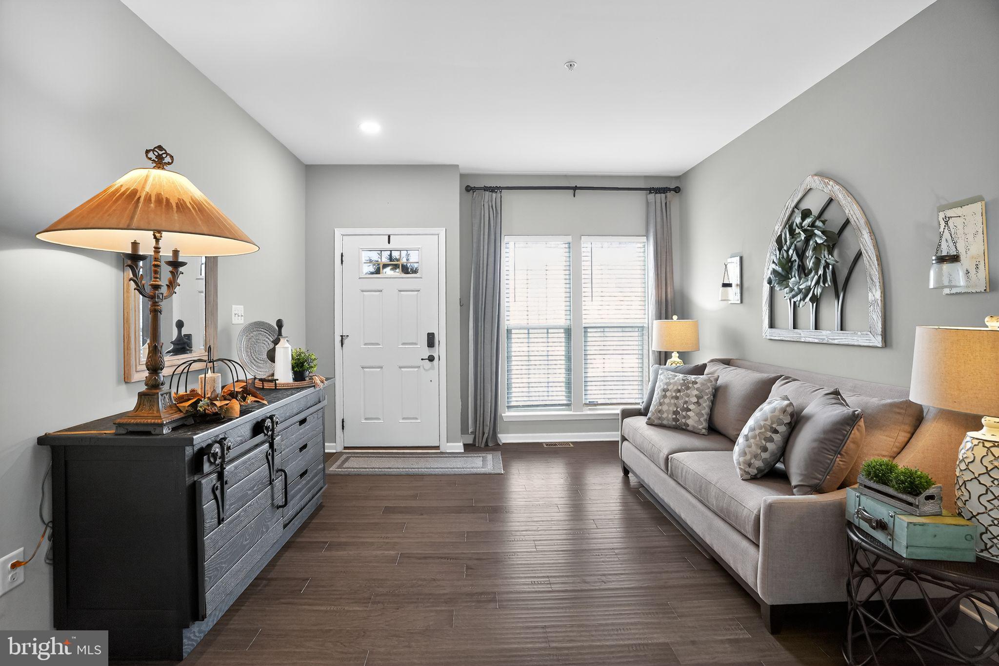 WALNUT CREEK AT MONT - Residential