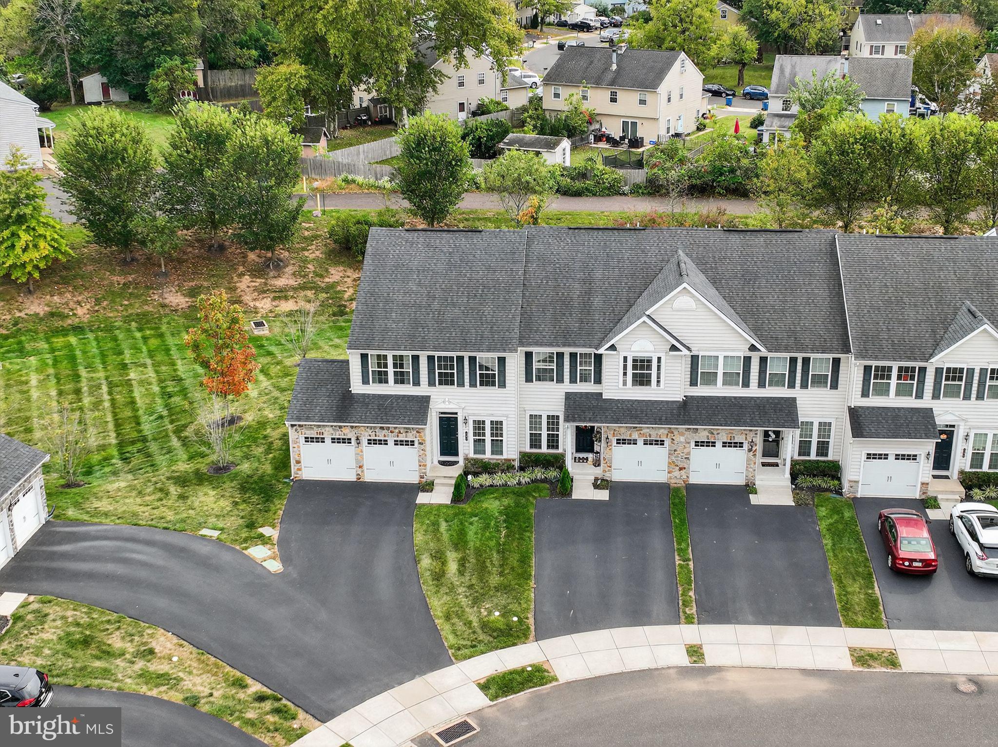 WALNUT CREEK AT MONT - Residential