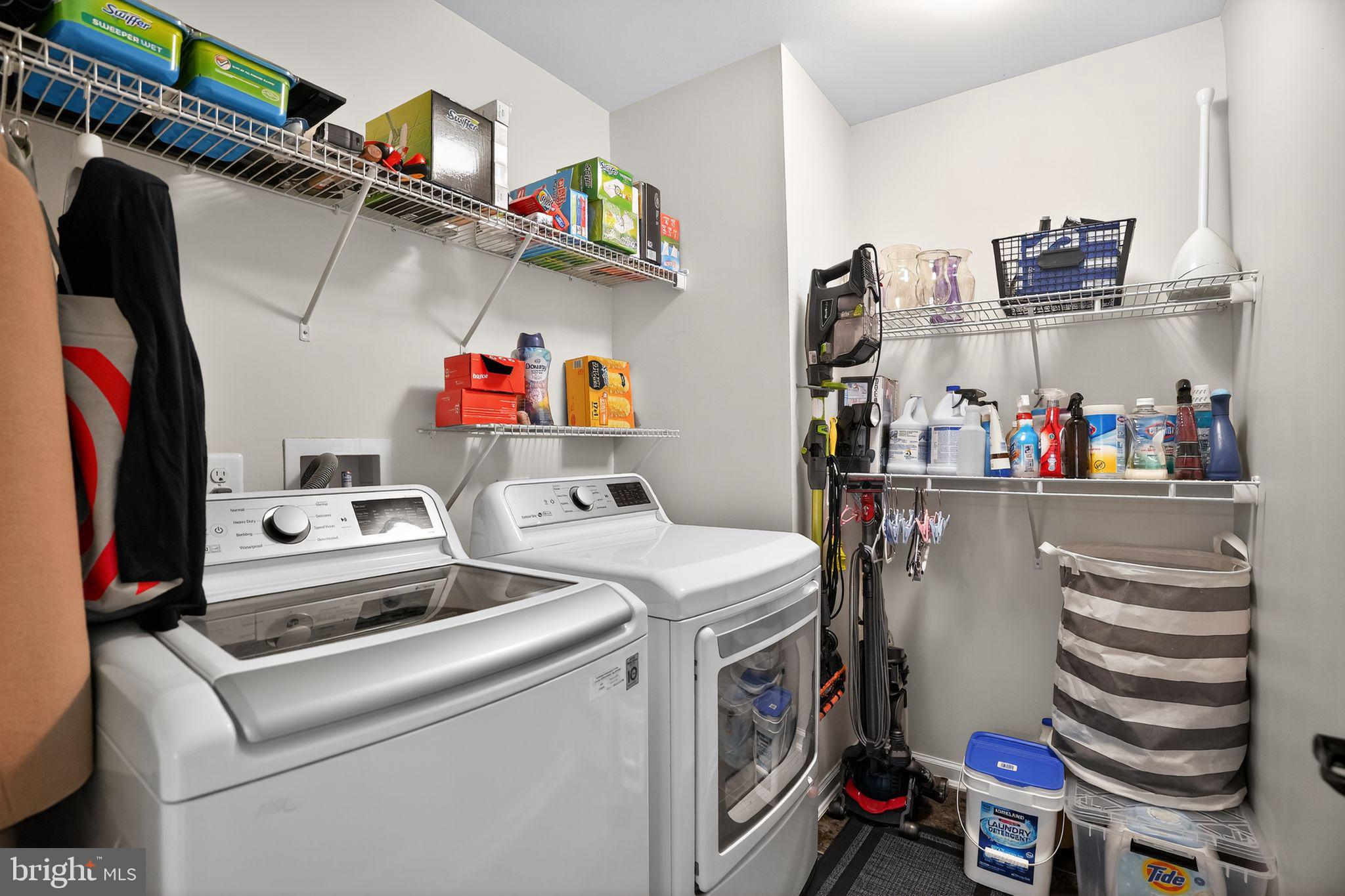 WALNUT CREEK AT MONT - Residential