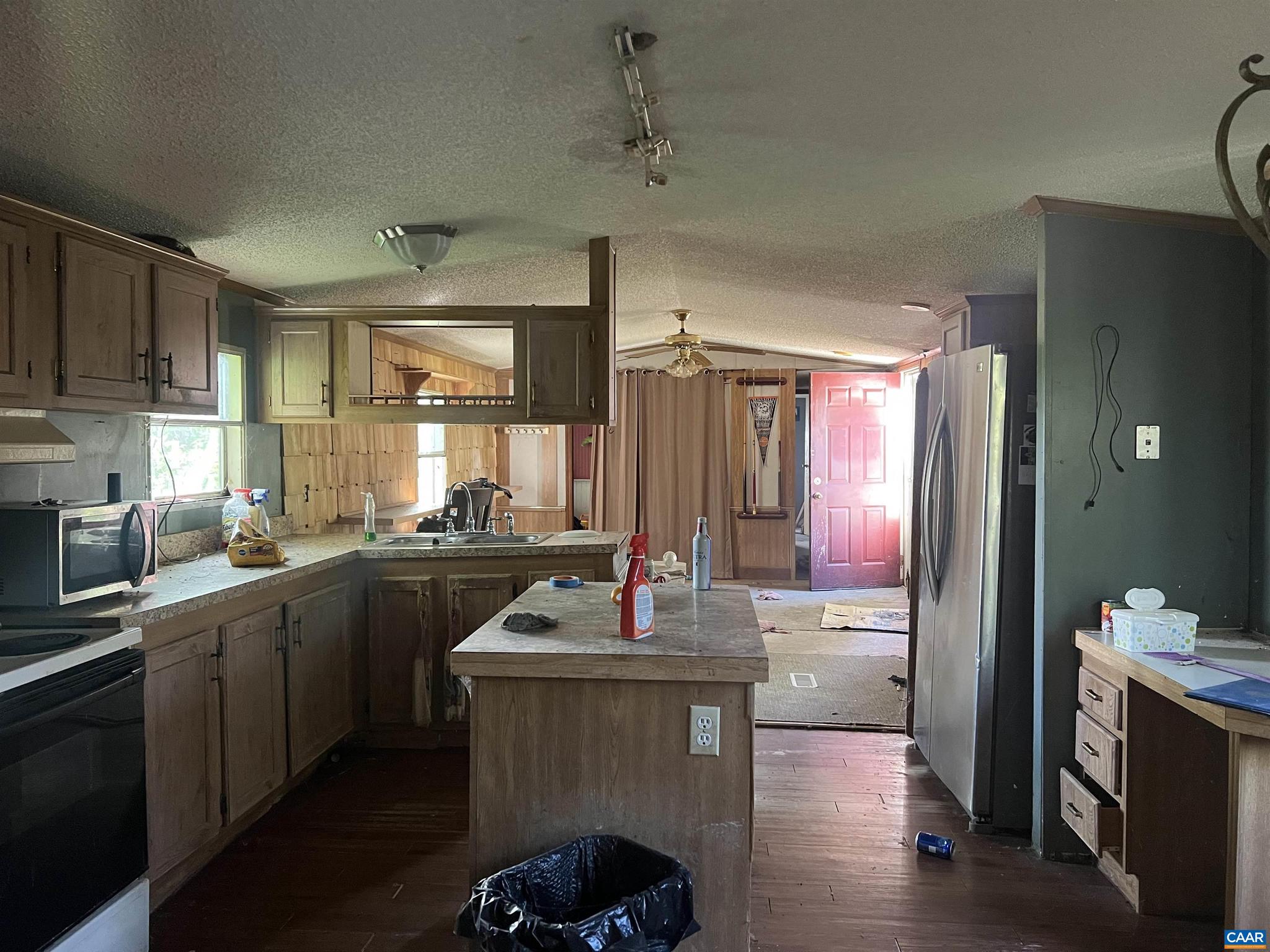 NONE AVAILABLE - Land