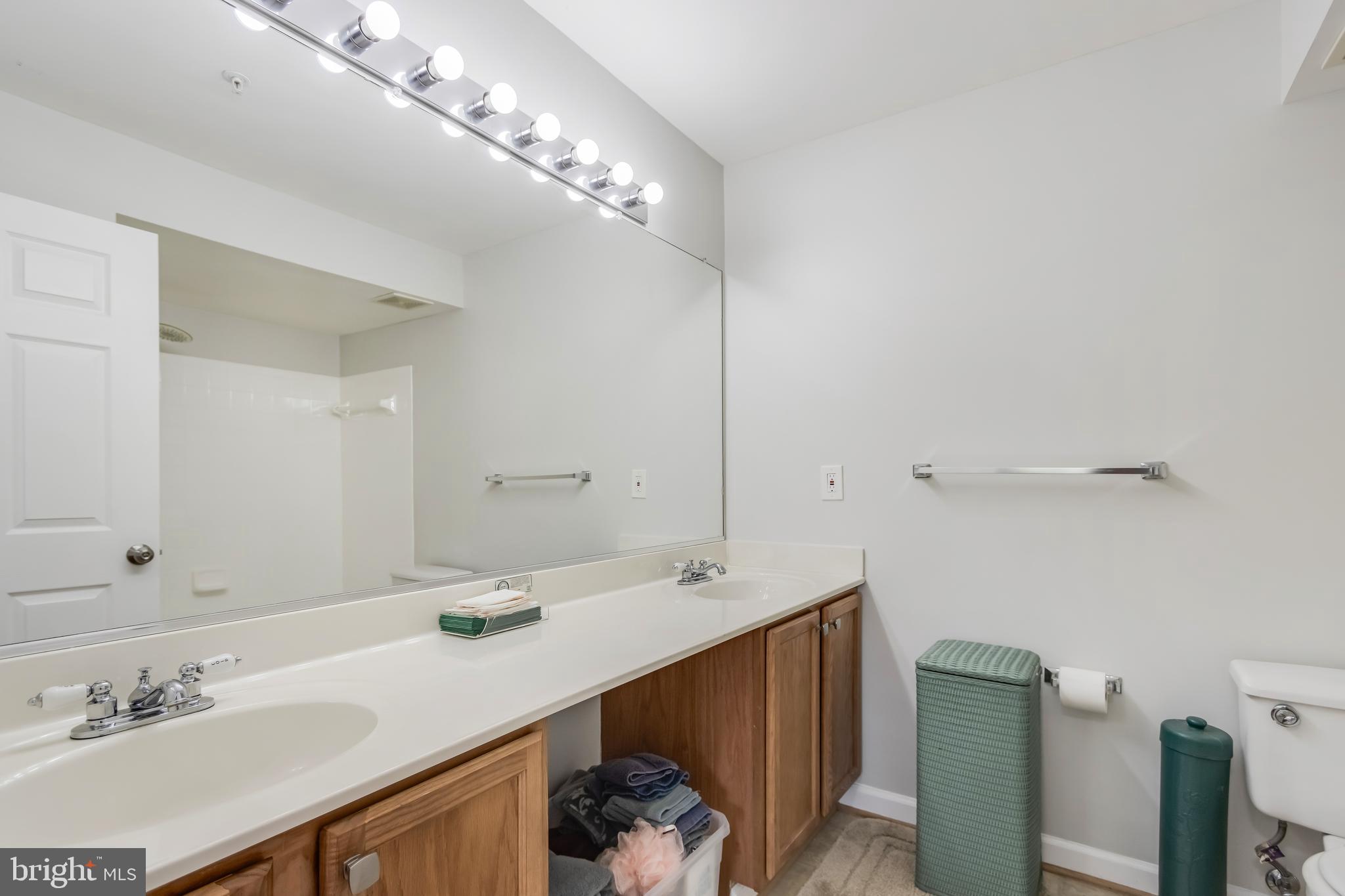 NORMANDY PLACE CONDO-PHA - Residential