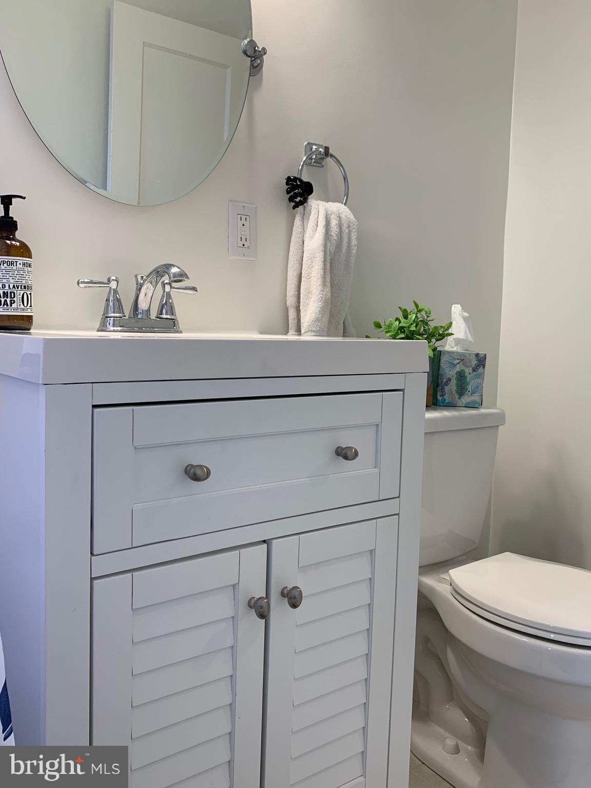 COLONIAL VILLAGE - Residential Lease