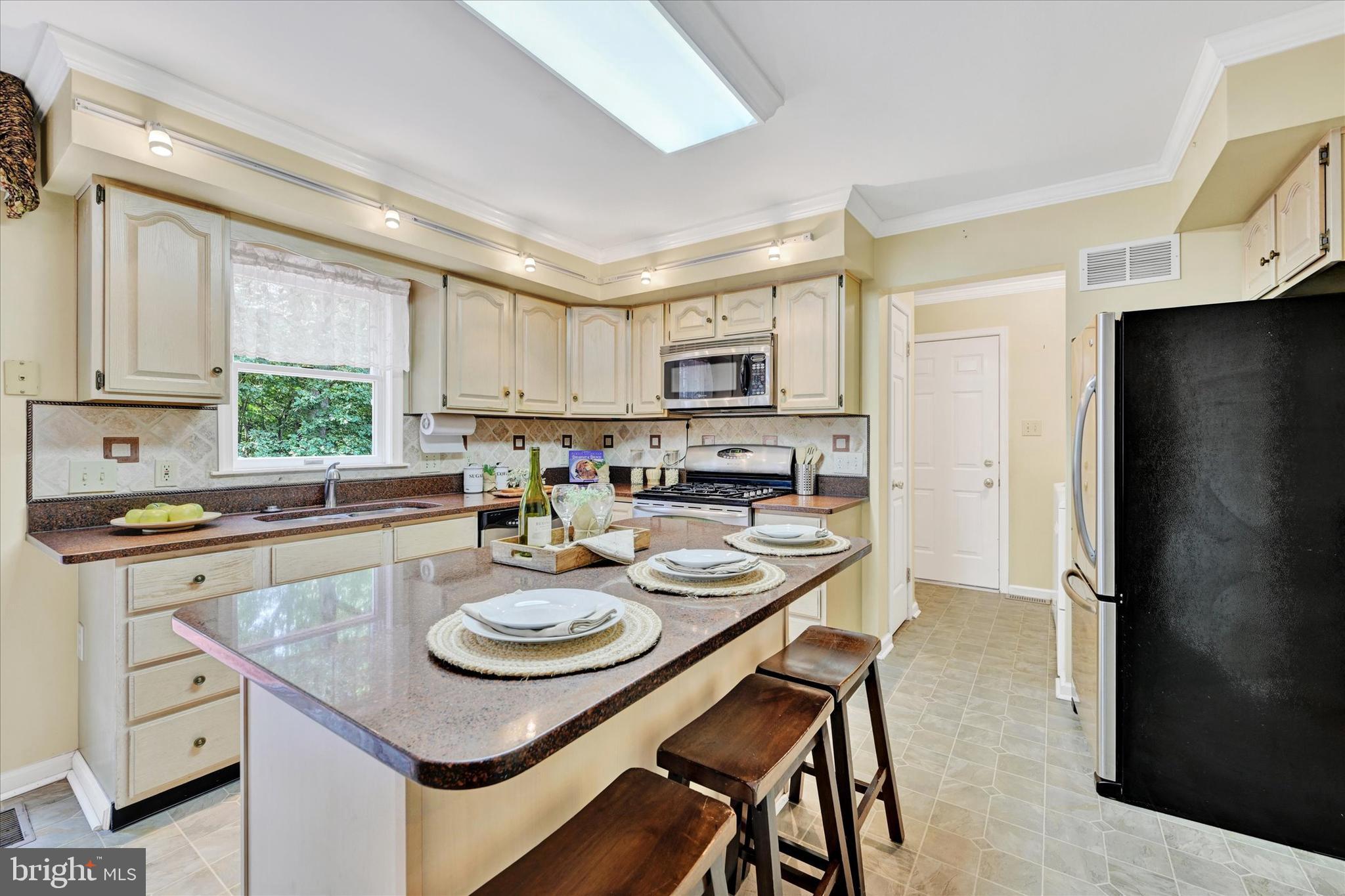 CARNEY/PARKVILLE - Residential