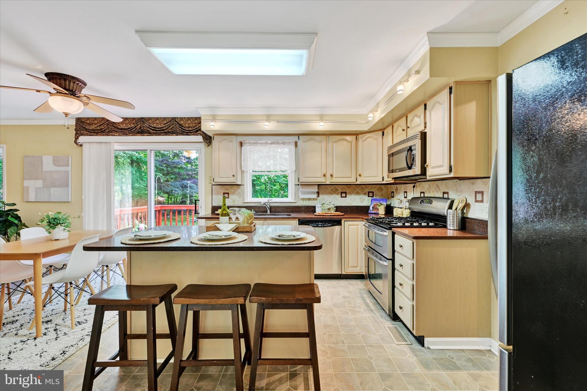 CARNEY/PARKVILLE - Residential