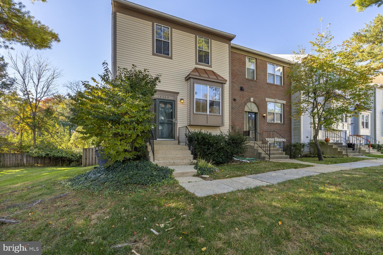 18009 SUNSET RIVER COURT