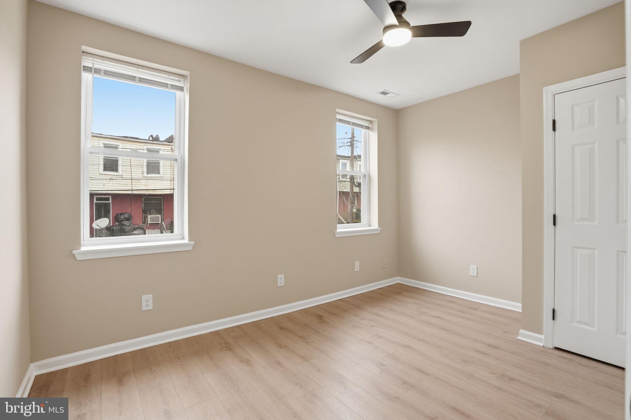 BROADWAY EAST - Residential