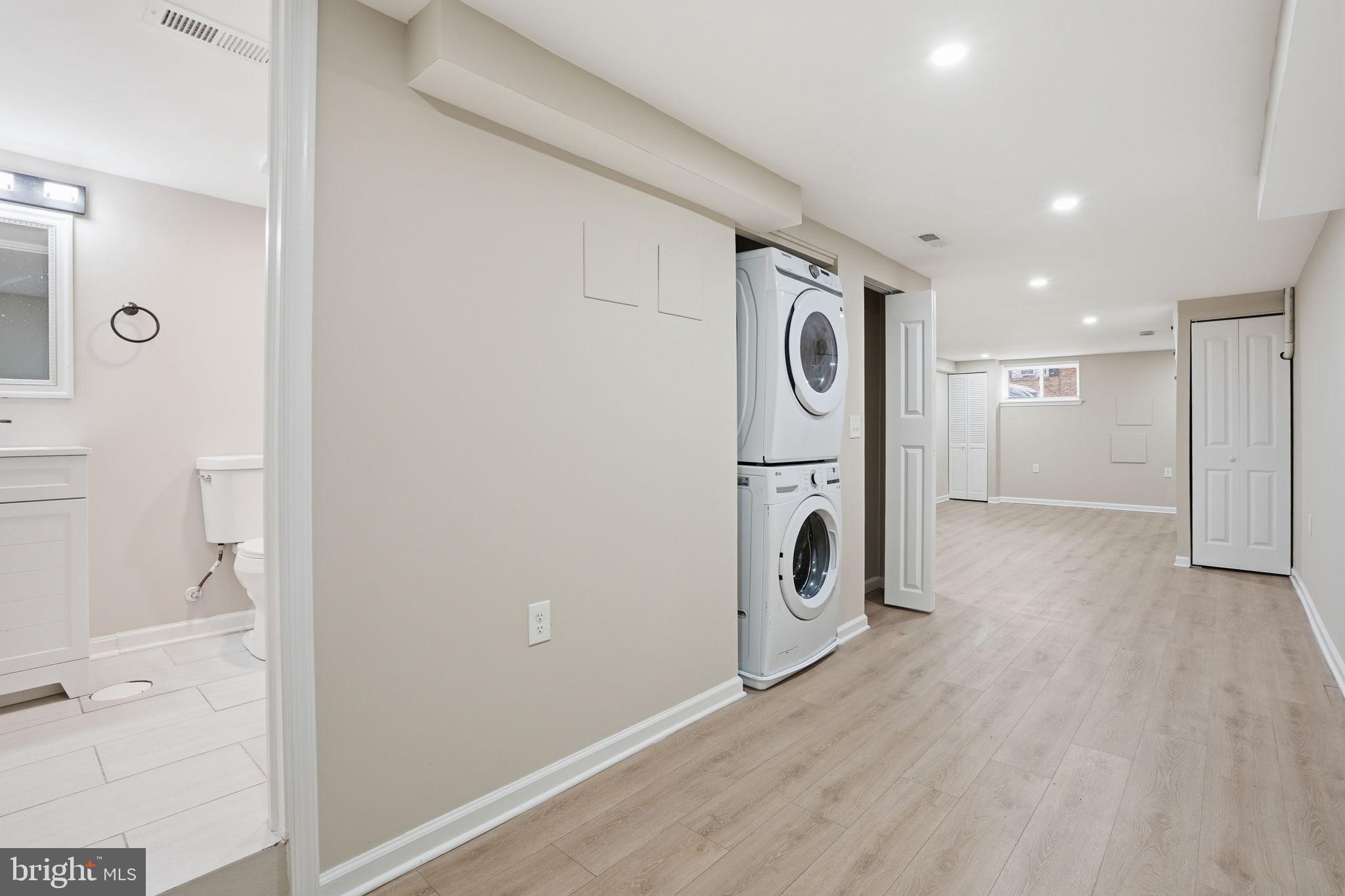 BROADWAY EAST - Residential