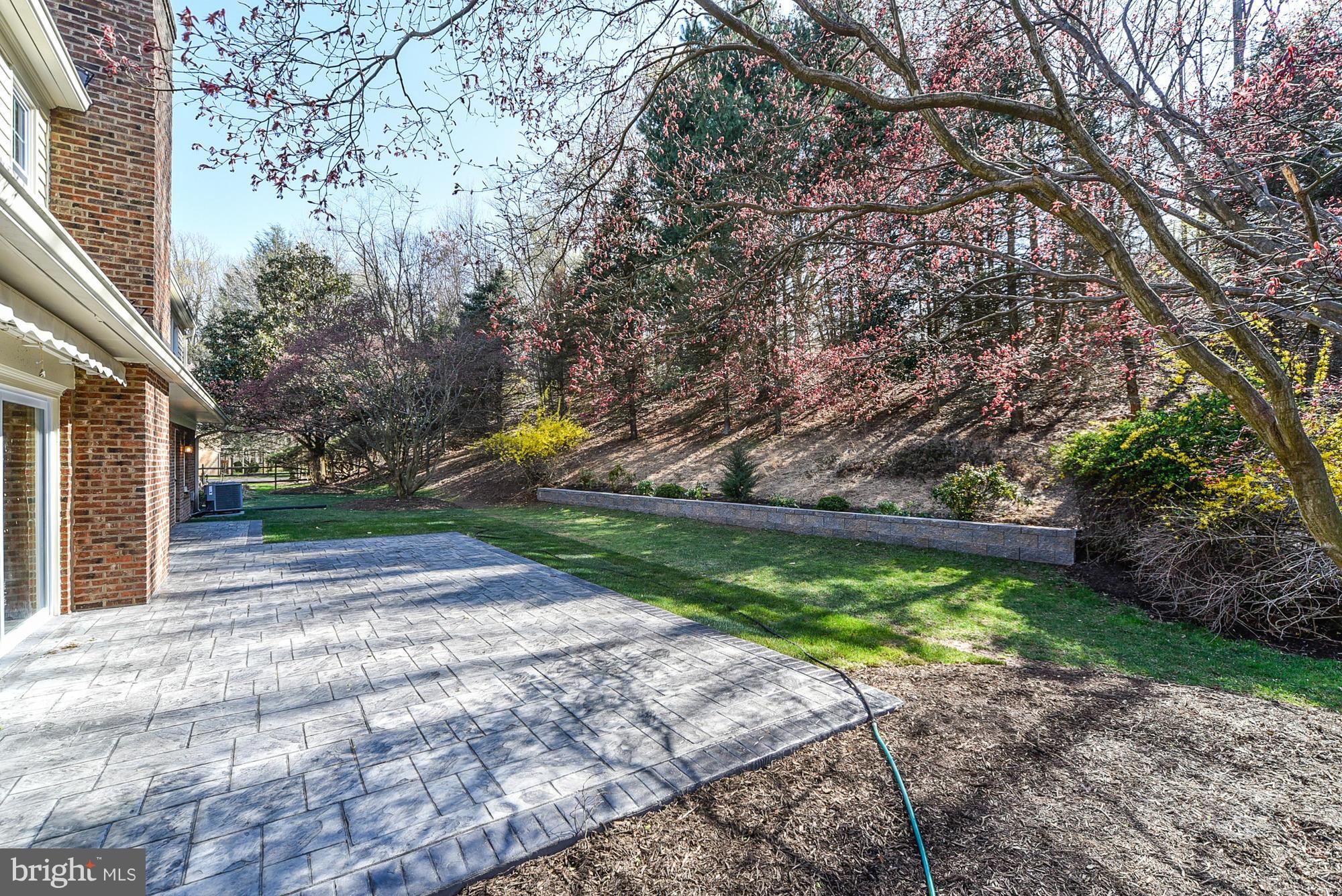 GREAT FALLS ESTATES - Residential